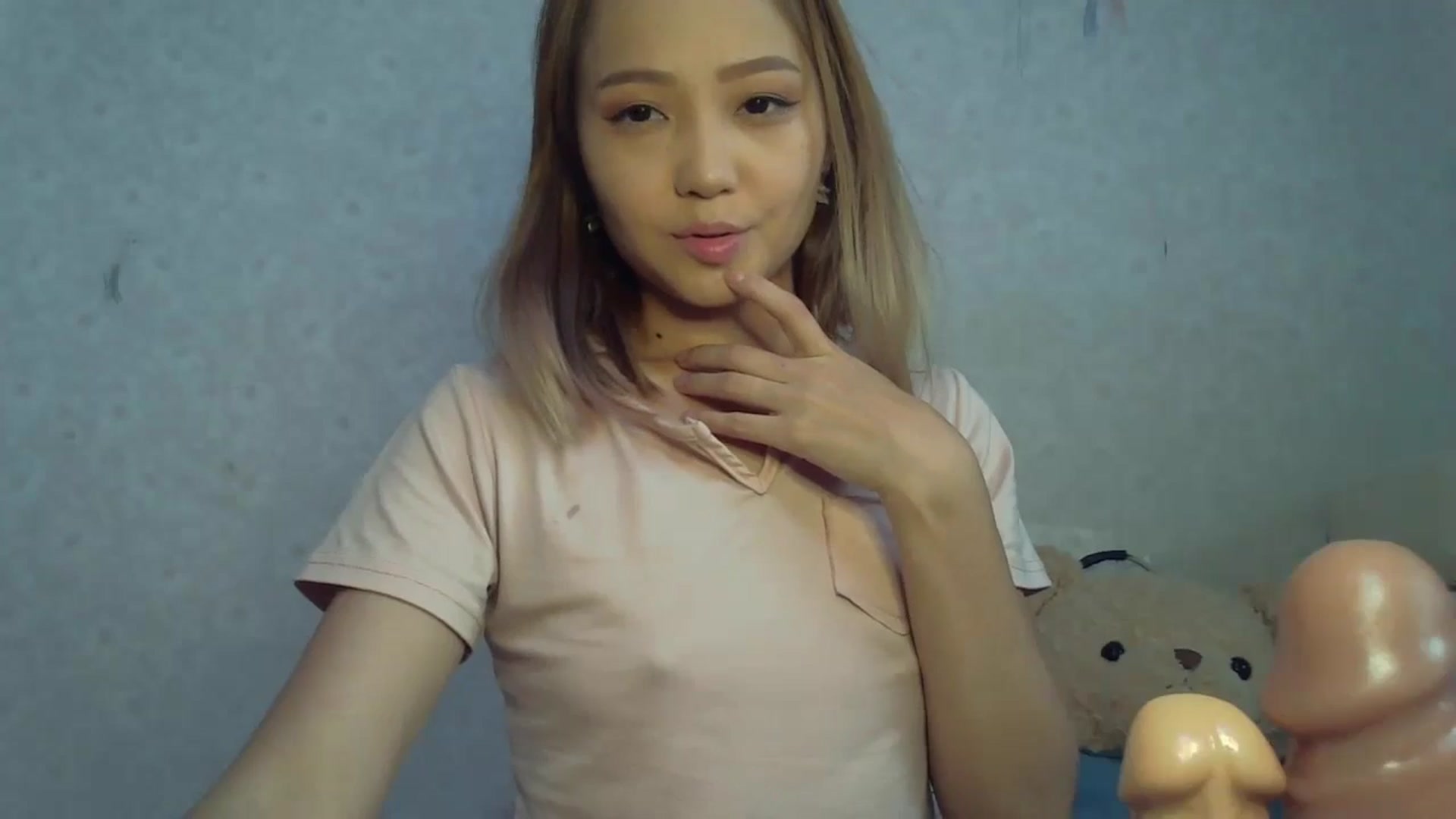 Gallery image thumbnail from Cute_TinyAni's myfreecams stream on, 09/28/2024, 09:08 image 17 of 20