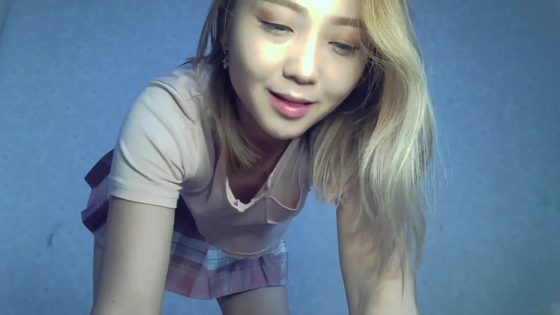 Gallery image thumbnail from Cute_TinyAni's myfreecams stream on, 09/28/2024, 09:08 image 4 of 20