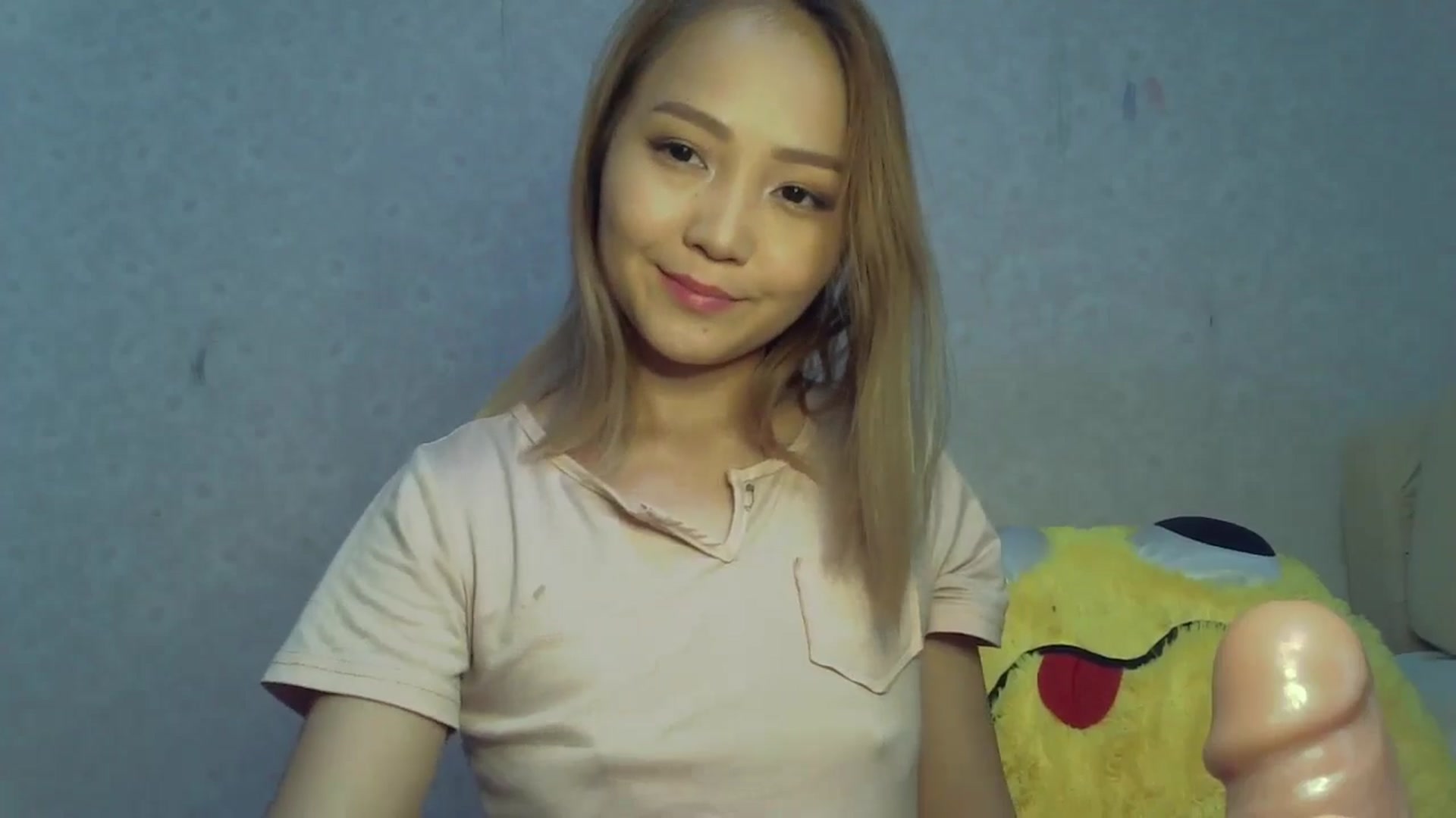 Gallery image thumbnail from Cute_TinyAni's myfreecams stream on, 10/07/2024, 07:37 image 15 of 20