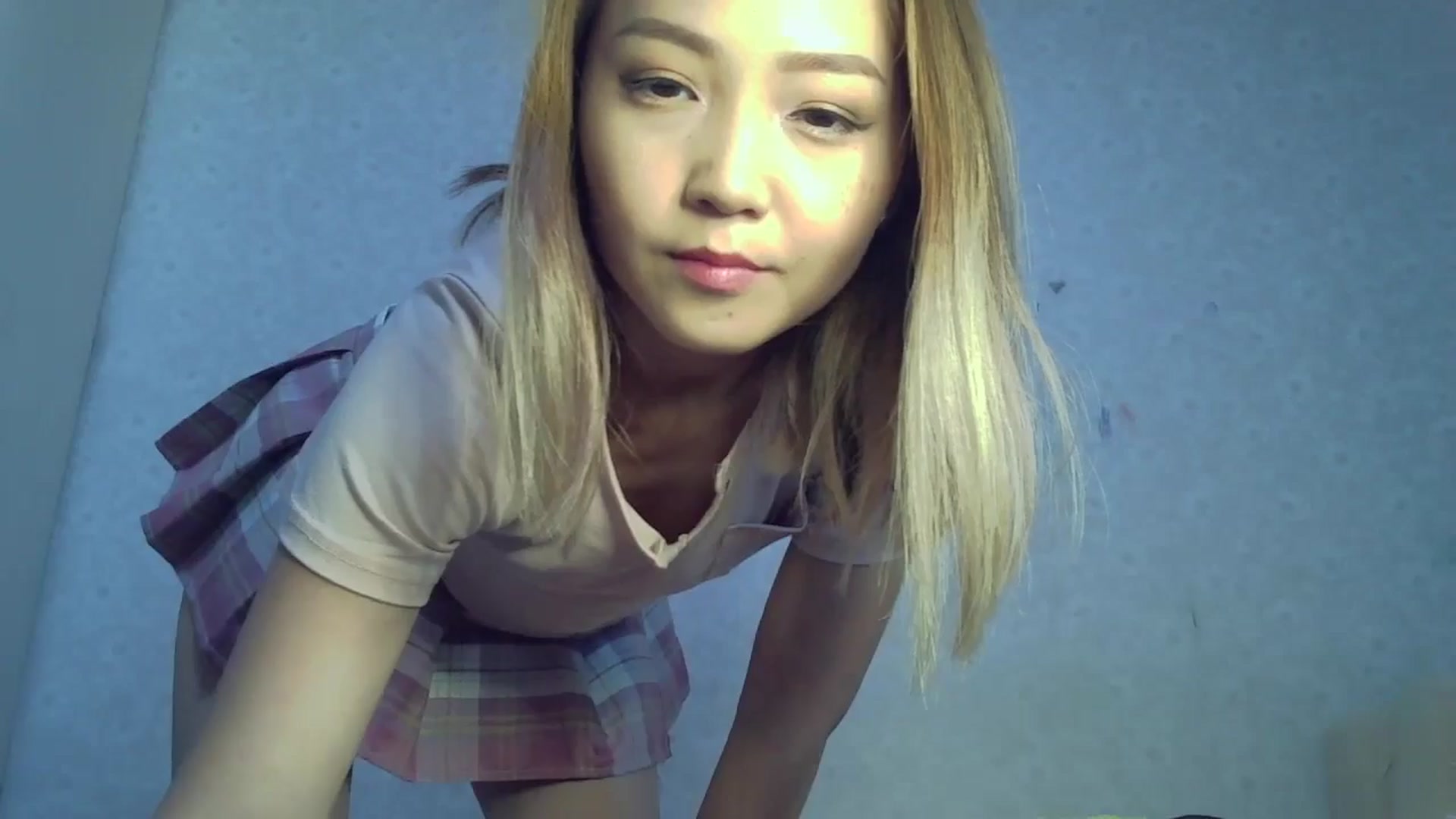 Gallery image thumbnail from Cute_TinyAni's myfreecams stream on, 10/07/2024, 07:37 image 5 of 20