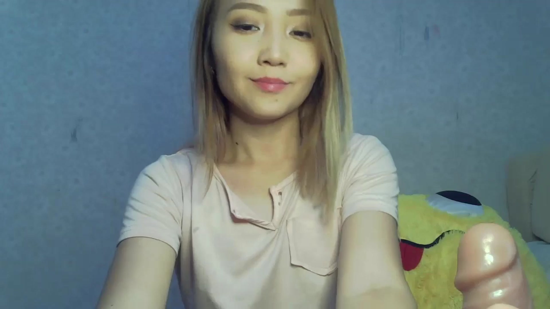 Gallery image thumbnail from Cute_TinyAni's myfreecams stream on, 10/07/2024, 07:37 image 14 of 20