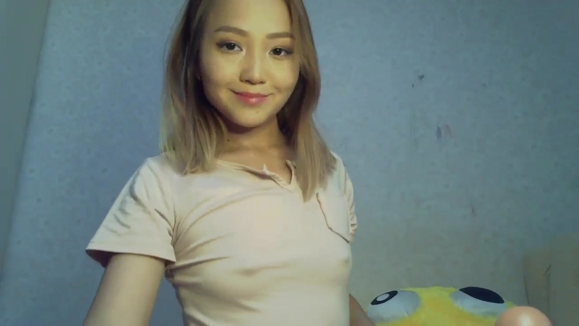 Gallery image thumbnail from Cute_TinyAni's myfreecams stream on, 10/07/2024, 07:37 image 2 of 20