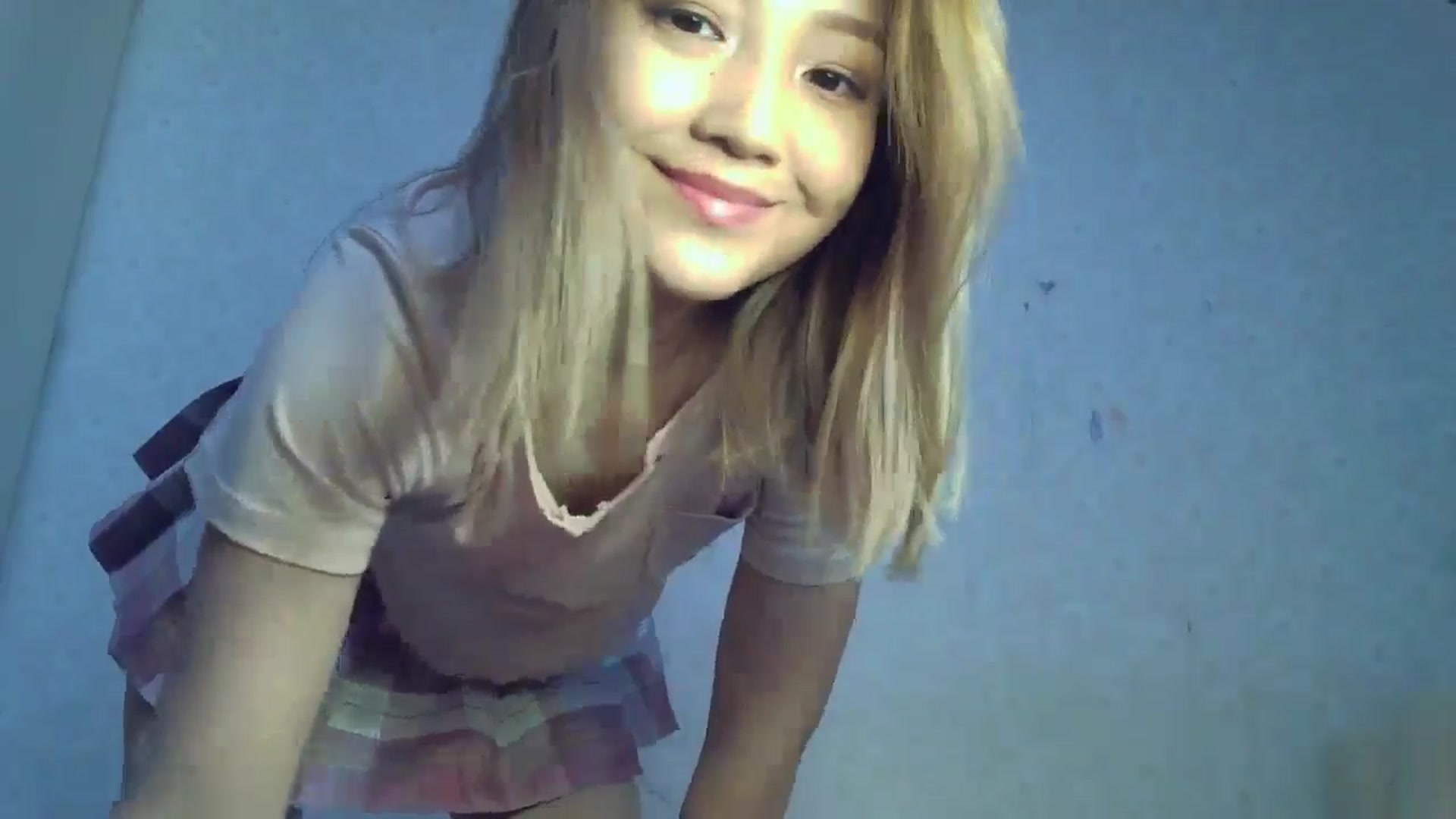 Gallery image thumbnail from Cute_TinyAni's myfreecams stream on, 10/07/2024, 07:37 image 16 of 20