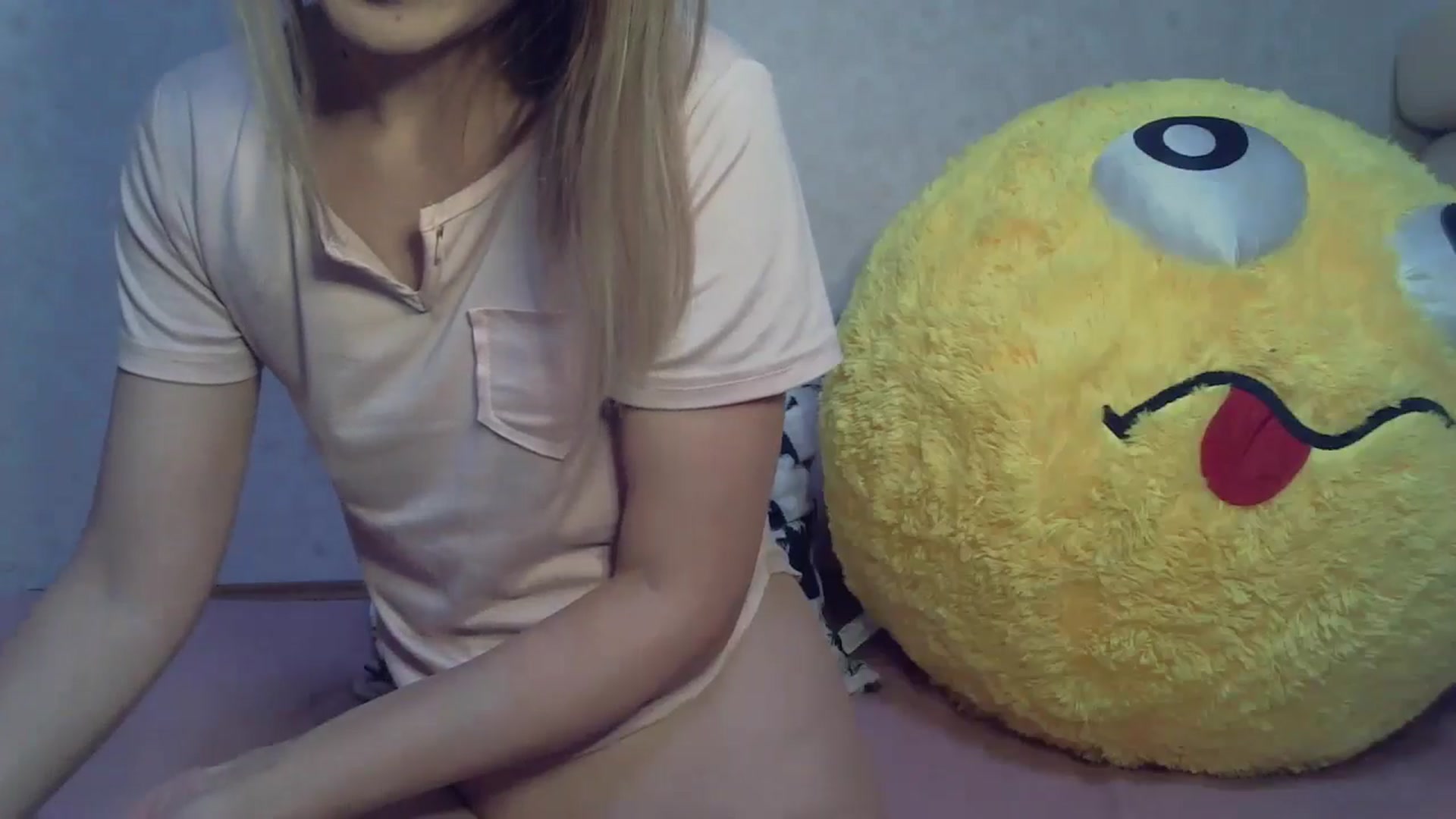 Gallery image thumbnail from Cute_TinyAni's myfreecams stream on, 10/07/2024, 19:29 image 9 of 20