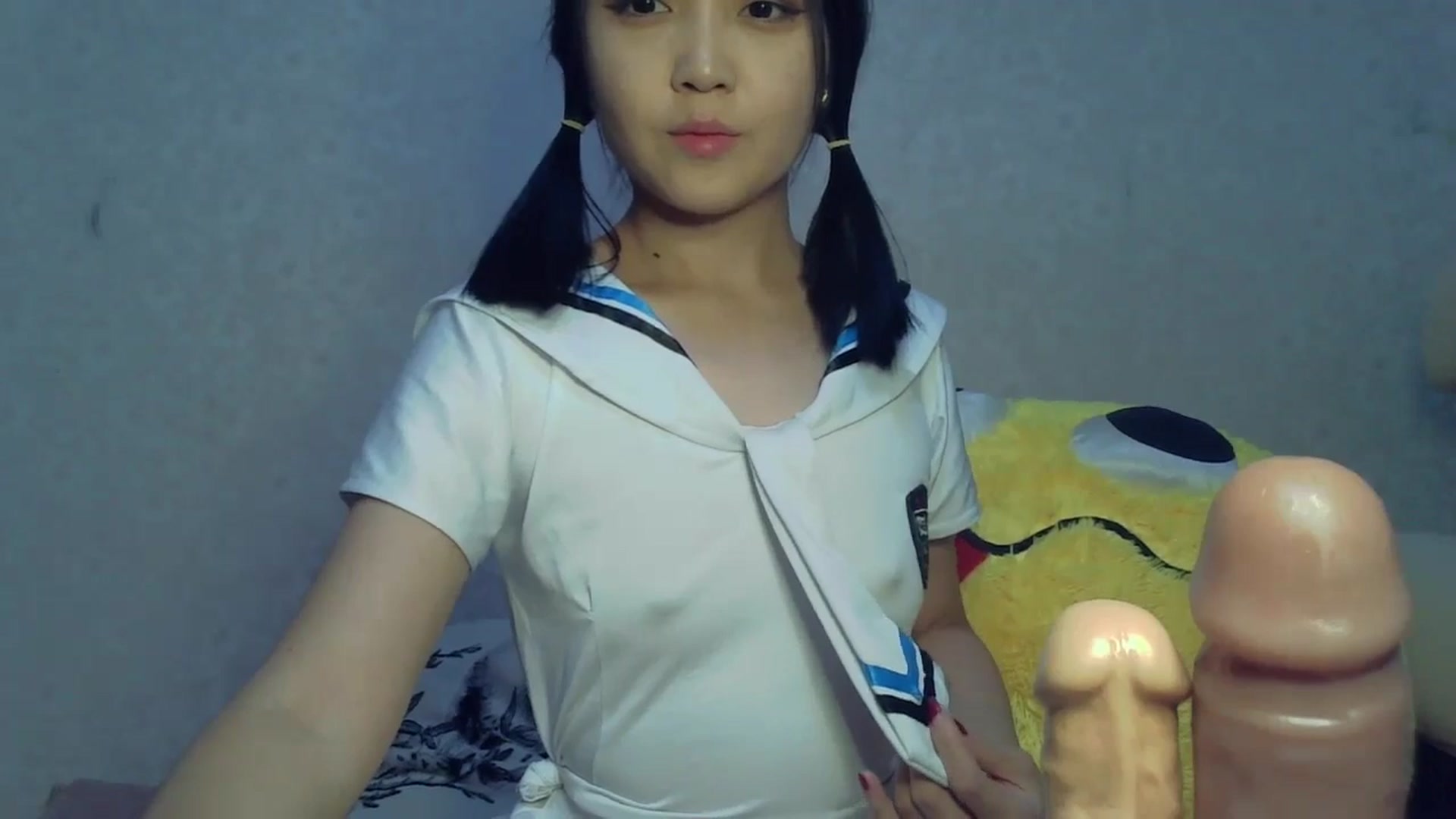 Gallery image thumbnail from Cute_TinyAni's myfreecams stream on, 10/16/2024, 12:10 image 17 of 20