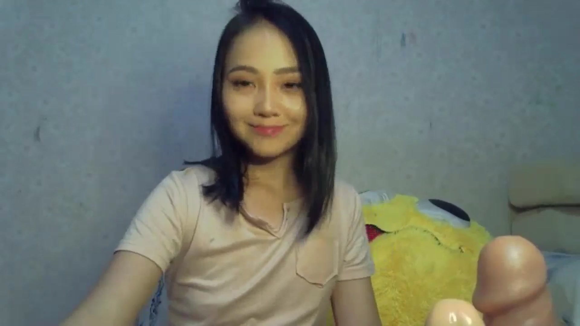 Gallery image thumbnail from Cute_TinyAni's myfreecams stream on, 10/18/2024, 13:04 image 17 of 20