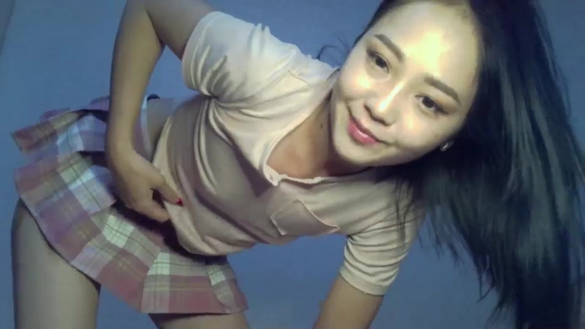 Gallery image thumbnail from Cute_TinyAni's myfreecams stream on, 10/18/2024, 17:37 image 10 of 20