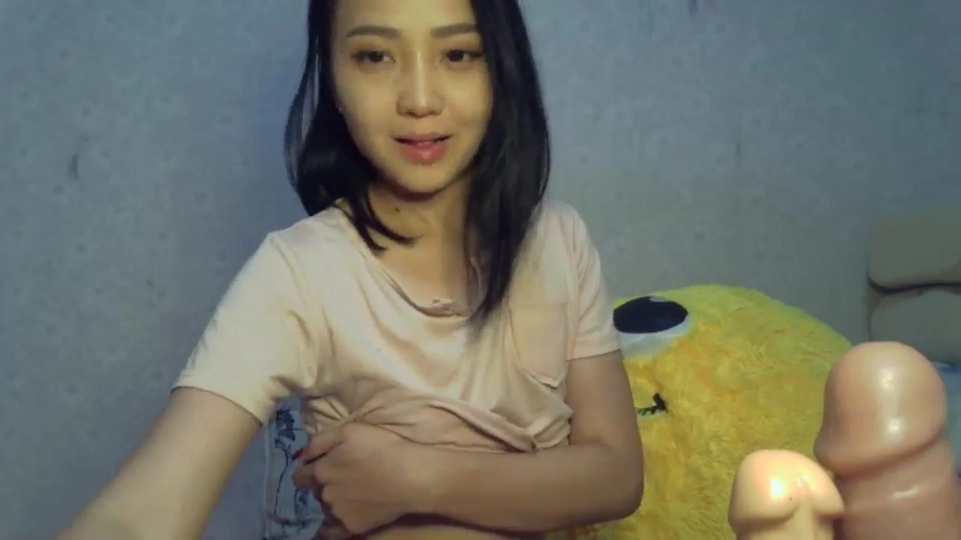 Gallery image thumbnail from Cute_TinyAni's myfreecams stream on, 10/18/2024, 17:37 image 6 of 20