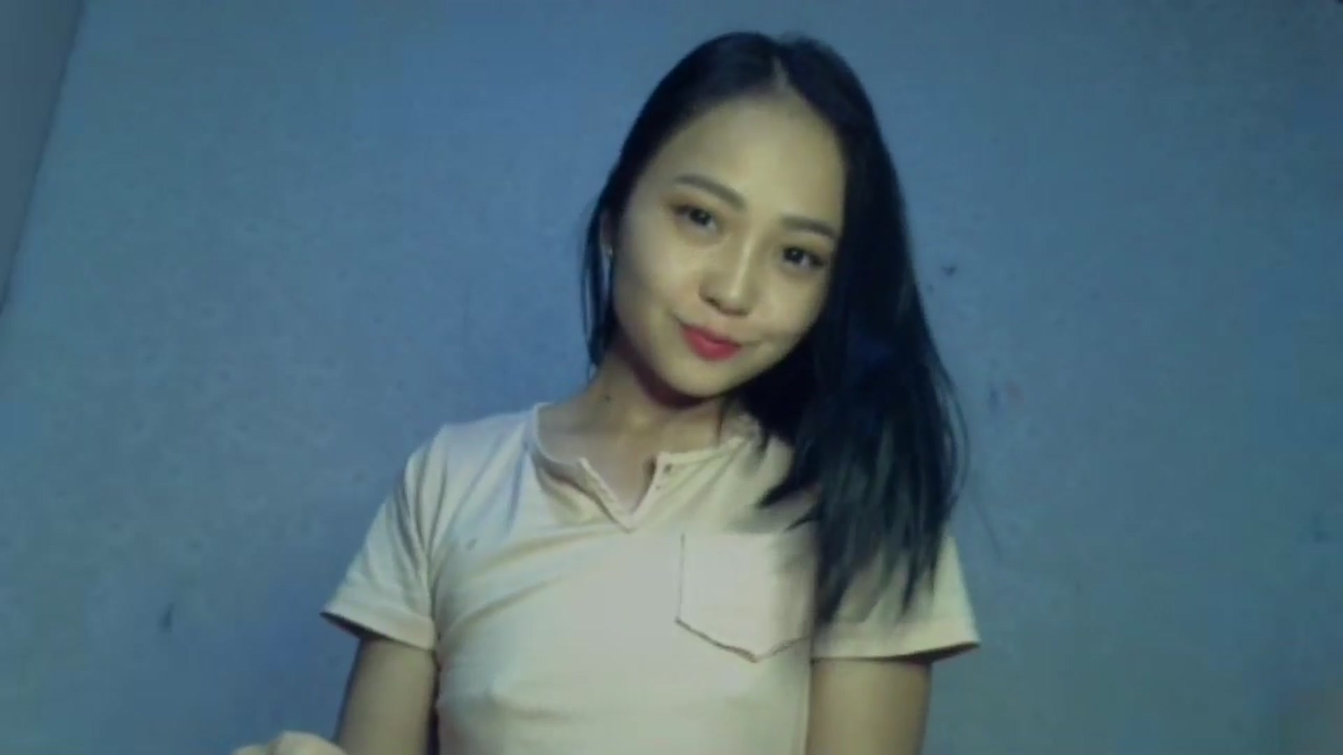 Gallery image thumbnail from Cute_TinyAni's myfreecams stream on, 10/18/2024, 18:15 image 15 of 20