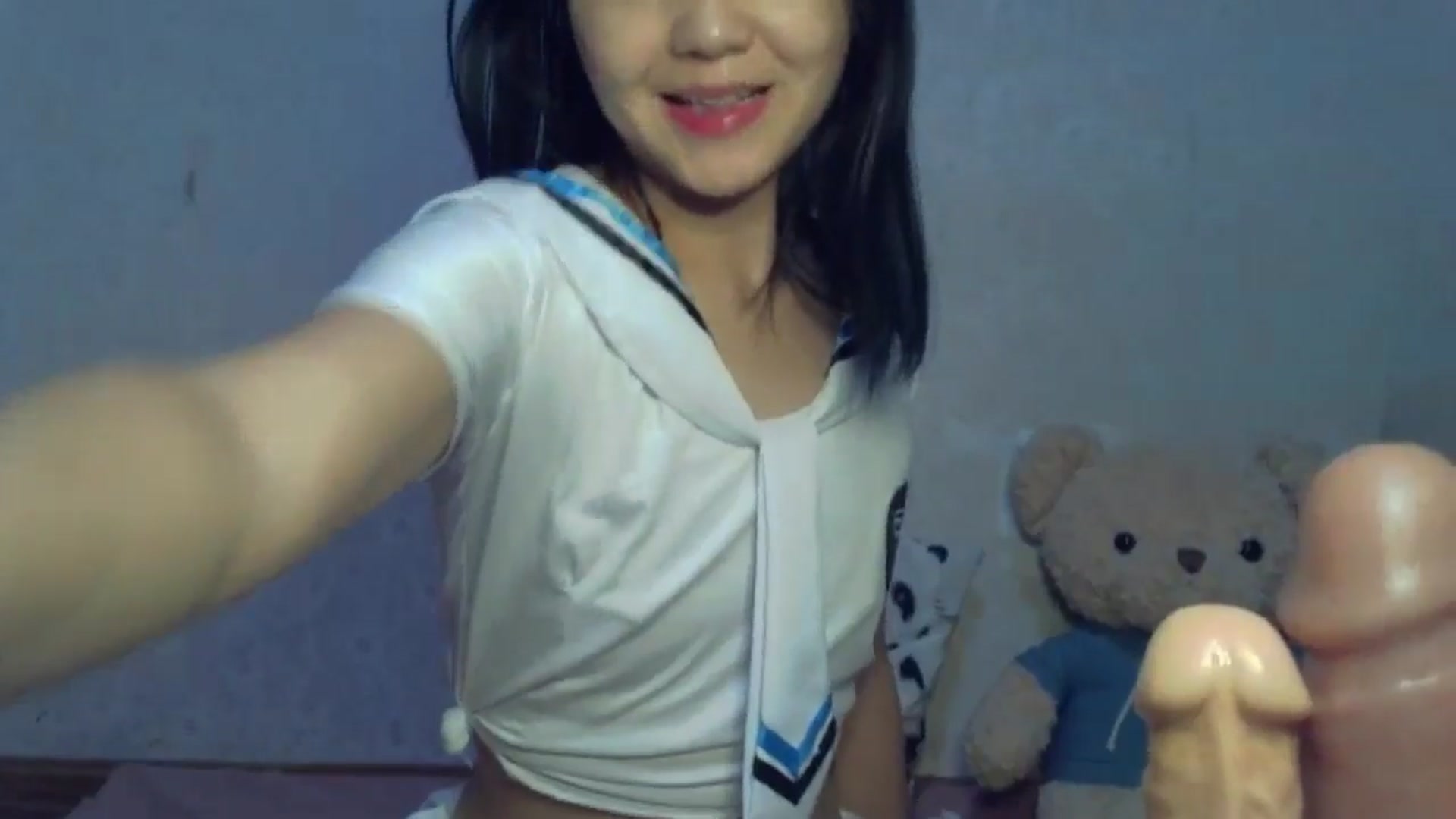 Gallery image thumbnail from Cute_TinyAni's myfreecams stream on, 10/19/2024, 12:15 image 16 of 20