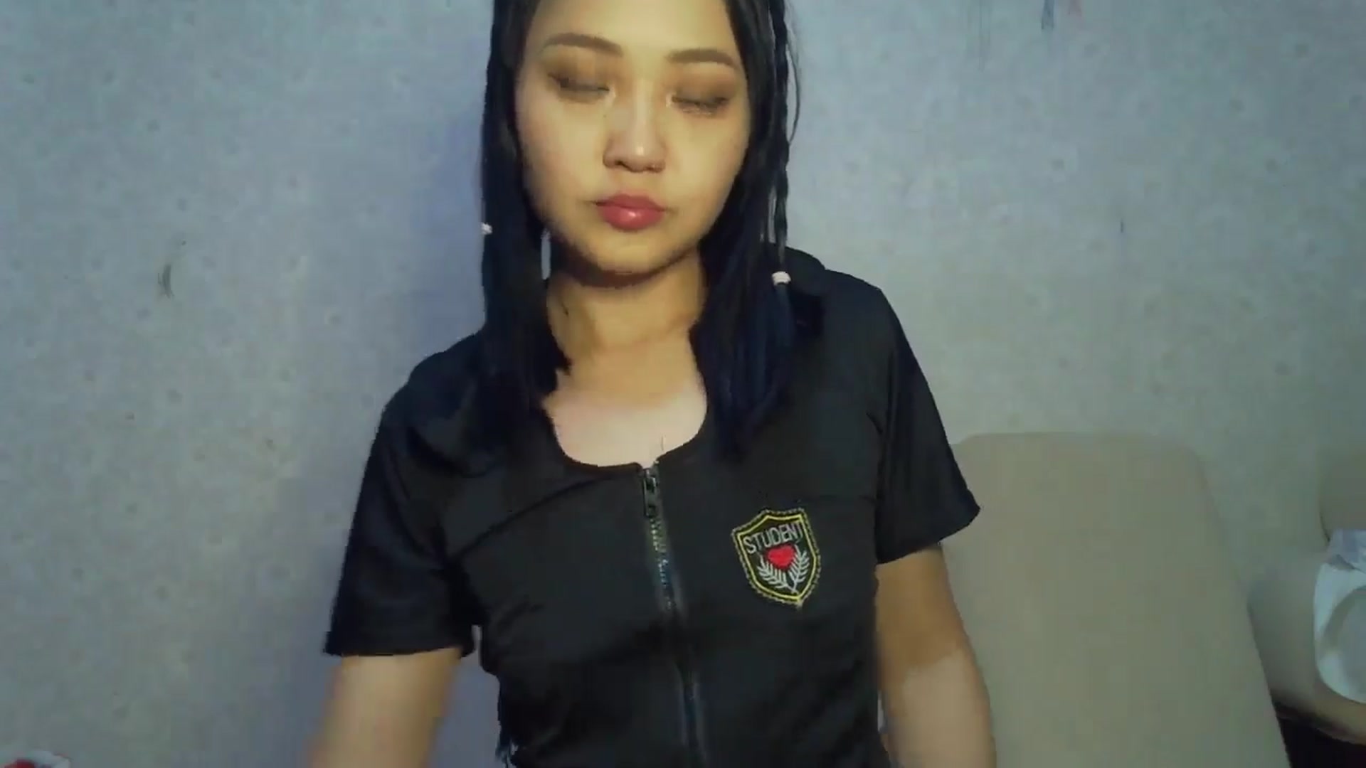 Gallery image thumbnail from Cute_TinyAni's myfreecams stream on, 10/19/2024, 16:43 image 4 of 20