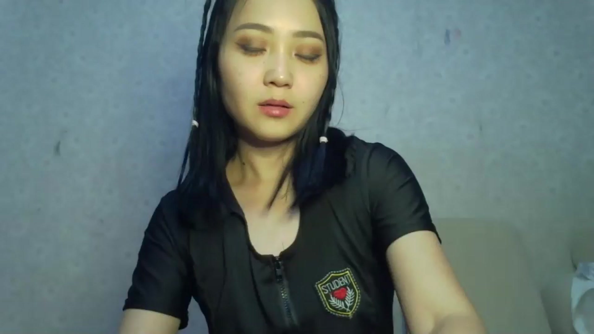 Gallery image thumbnail from Cute_TinyAni's myfreecams stream on, 10/19/2024, 16:43 image 1 of 20