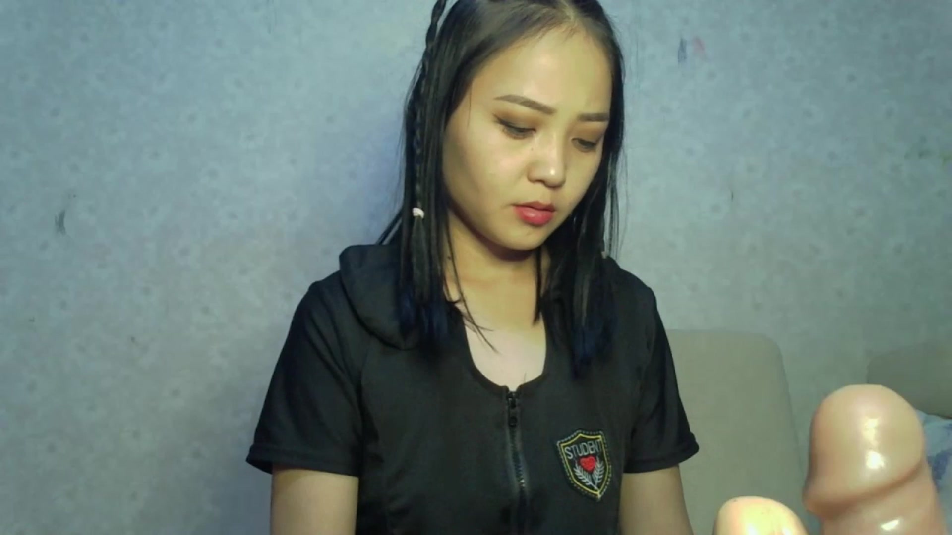 Gallery image thumbnail from Cute_TinyAni's myfreecams stream on, 10/19/2024, 17:29 image 5 of 20