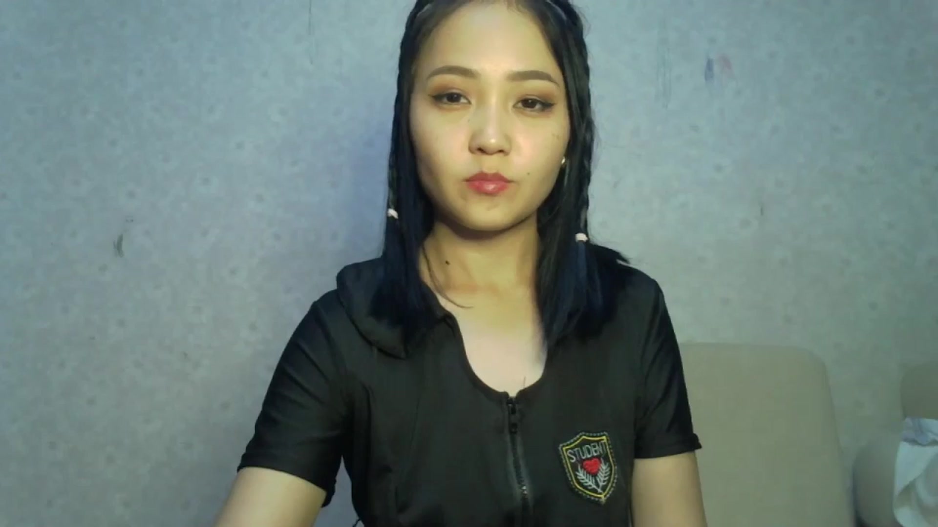 Gallery image thumbnail from Cute_TinyAni's myfreecams stream on, 10/19/2024, 18:08 image 7 of 20