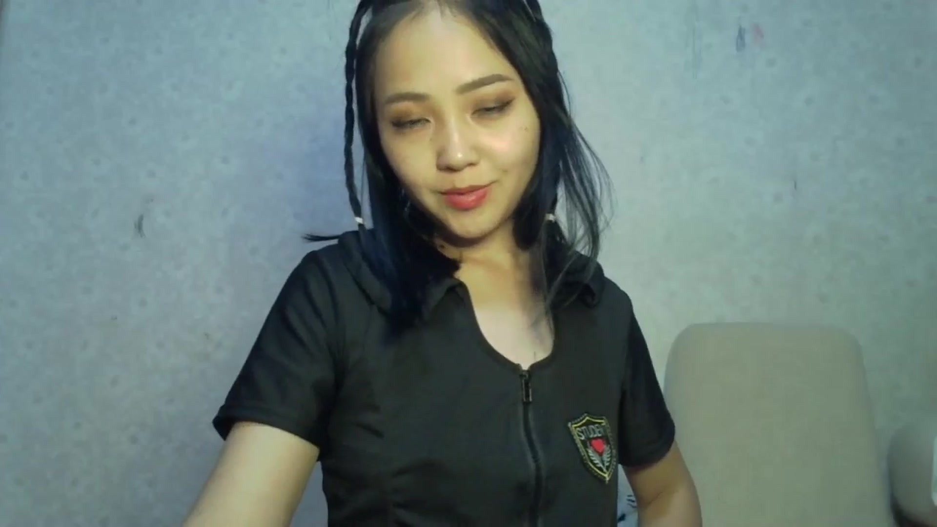 Gallery image thumbnail from Cute_TinyAni's myfreecams stream on, 10/19/2024, 18:08 image 18 of 20
