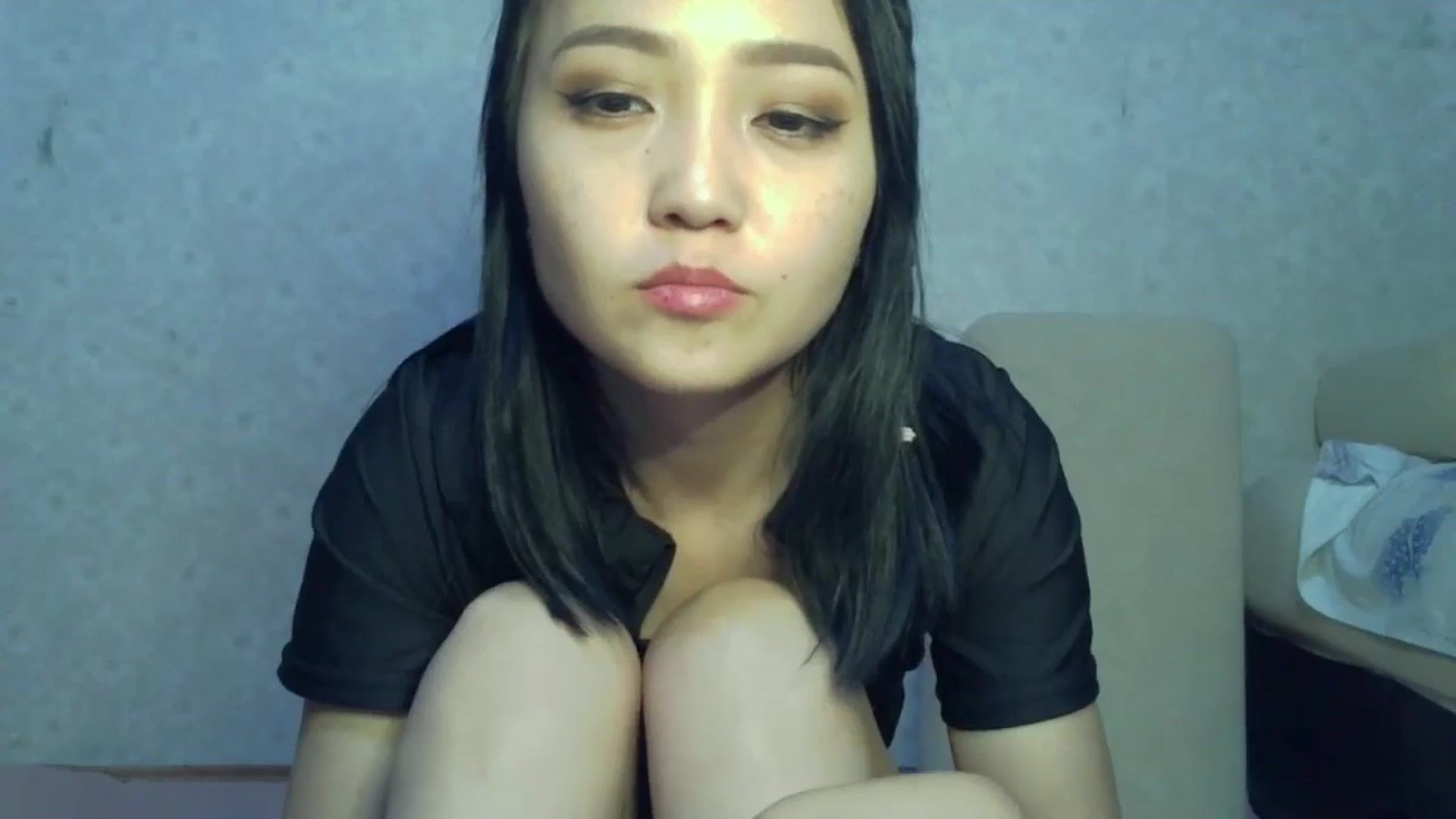 Gallery image thumbnail from Cute_TinyAni's myfreecams stream on, 10/19/2024, 19:11 image 5 of 20