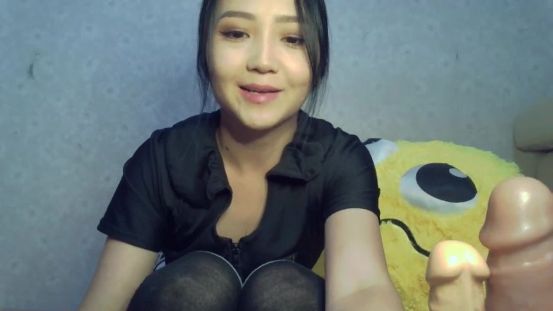 Gallery image thumbnail from Cute_TinyAni's myfreecams stream on, 10/20/2024, 08:15 image 12 of 20