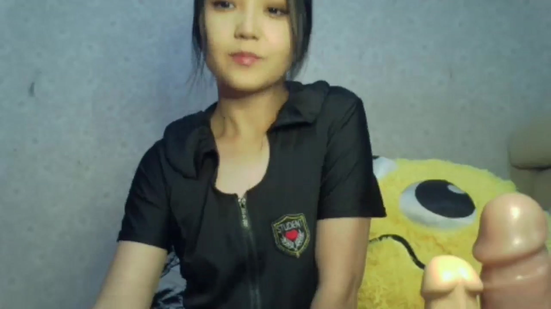Gallery image thumbnail from Cute_TinyAni's myfreecams stream on, 10/20/2024, 08:15 image 17 of 20