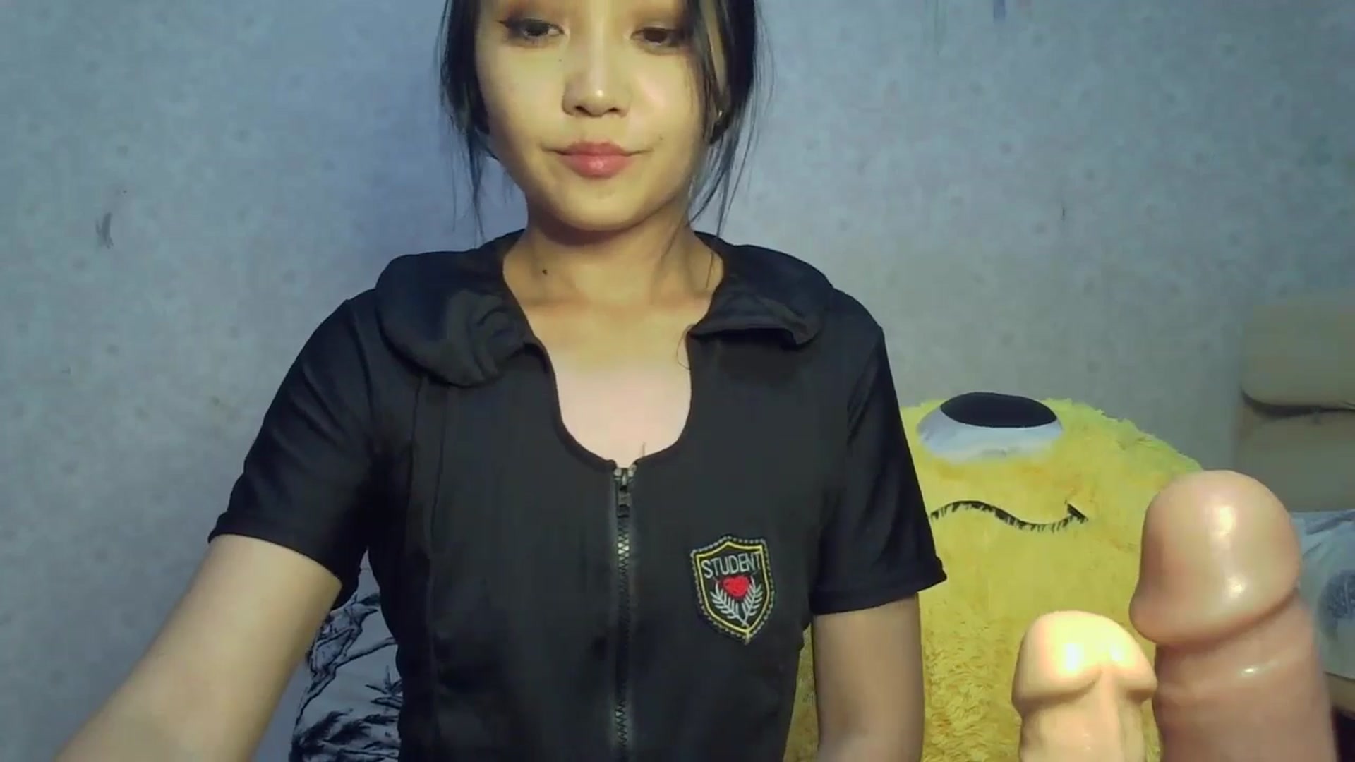 Gallery image thumbnail from Cute_TinyAni's myfreecams stream on, 10/20/2024, 17:31 image 10 of 20
