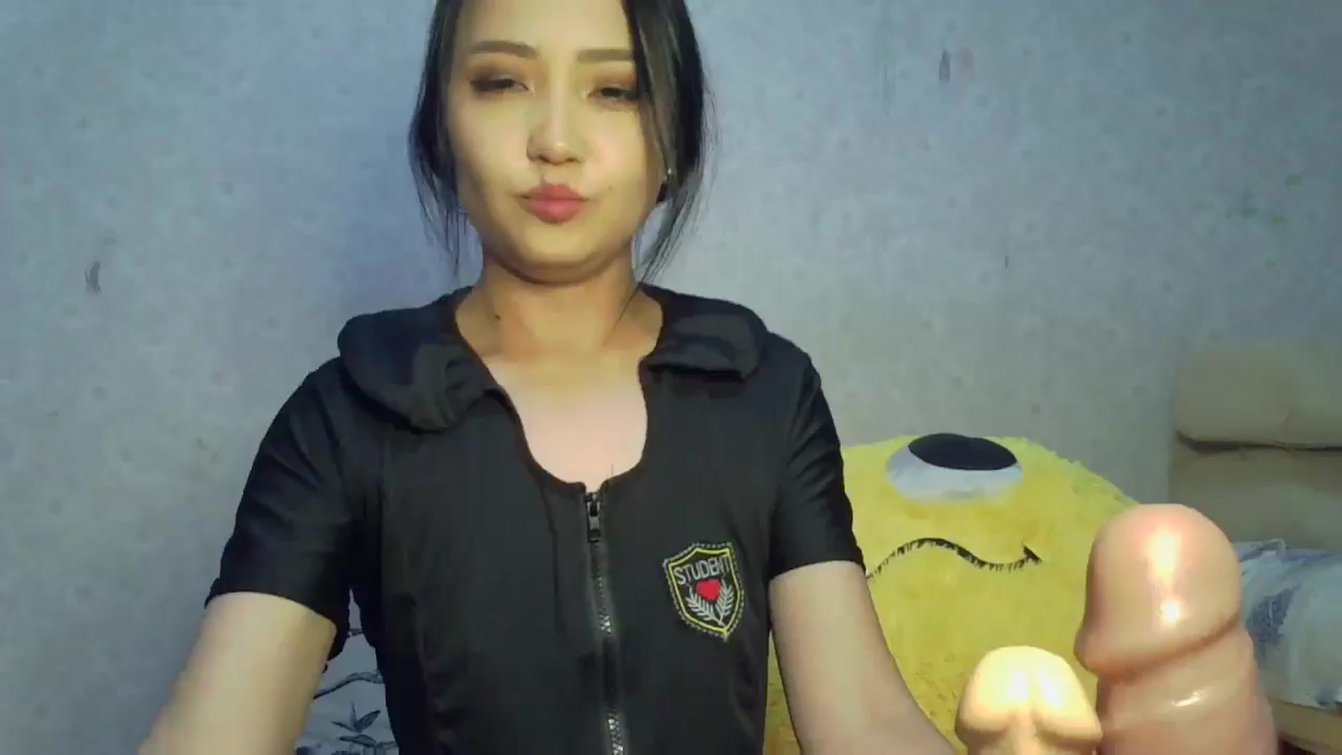 Gallery image thumbnail from Cute_TinyAni's myfreecams stream on, 10/20/2024, 17:54 image 7 of 20
