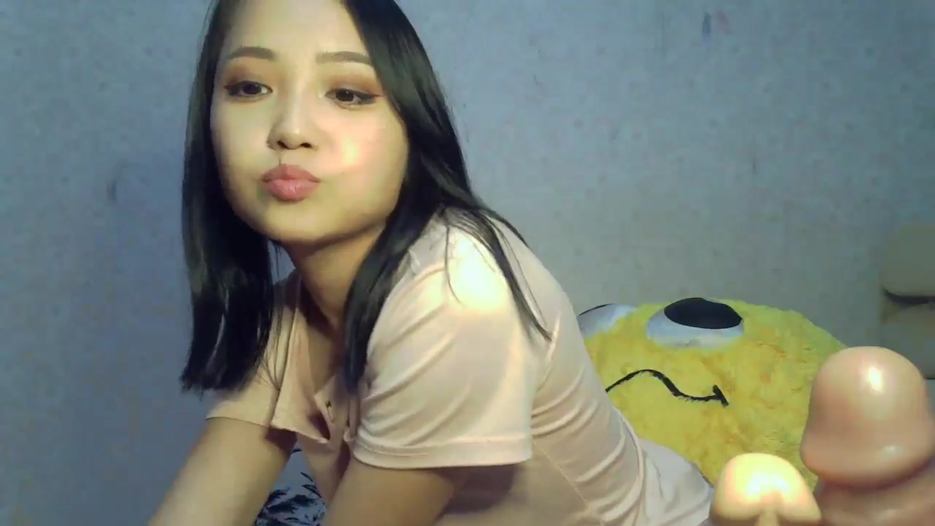 Gallery image thumbnail from Cute_TinyAni's myfreecams stream on, 10/21/2024, 14:20 image 11 of 20