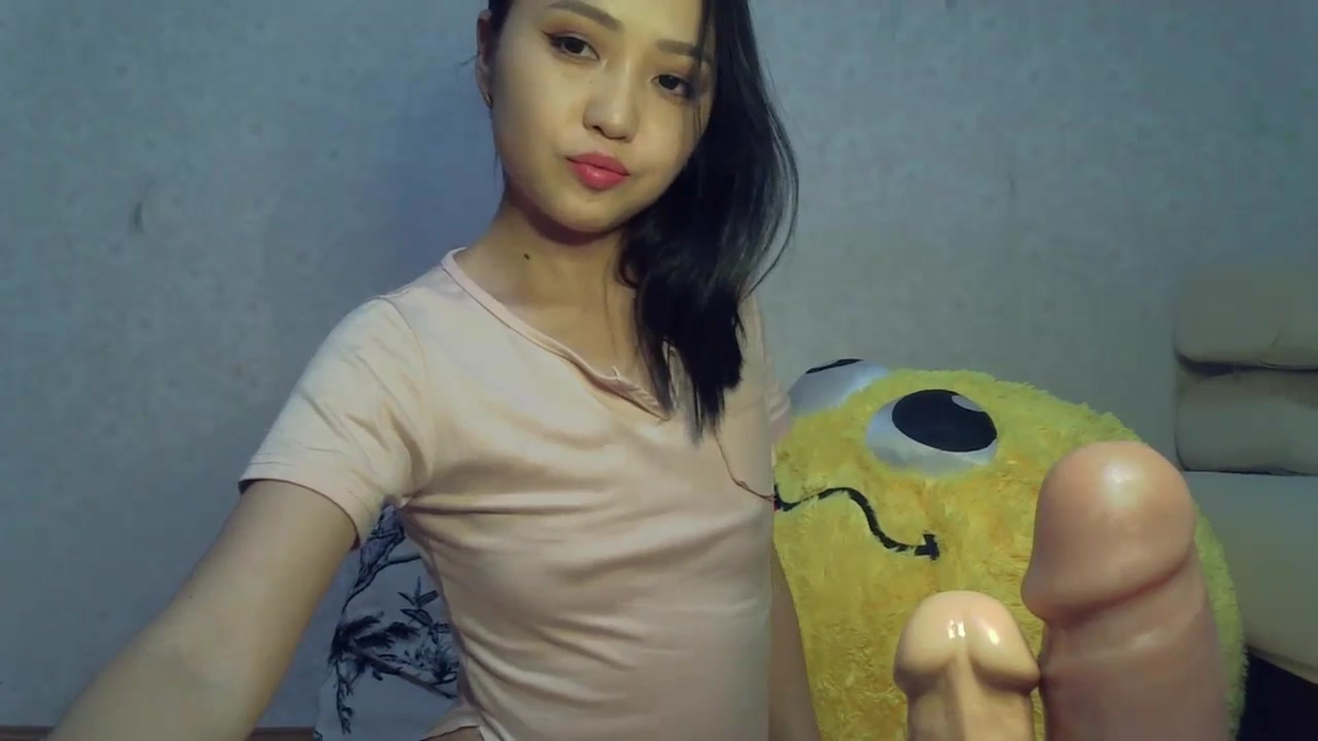 Gallery image thumbnail from Cute_TinyAni's myfreecams stream on, 10/21/2024, 17:44 image 10 of 20
