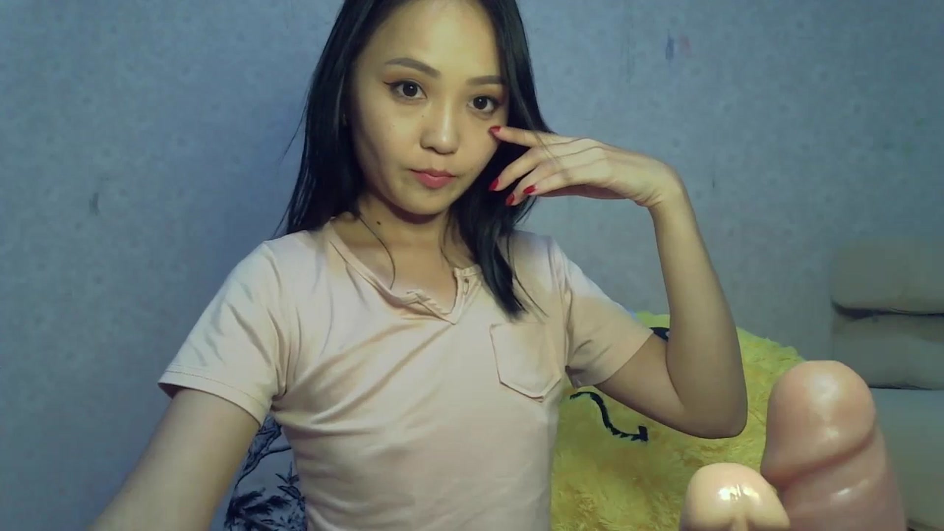 Gallery image thumbnail from Cute_TinyAni's myfreecams stream on, 10/21/2024, 17:44 image 18 of 20