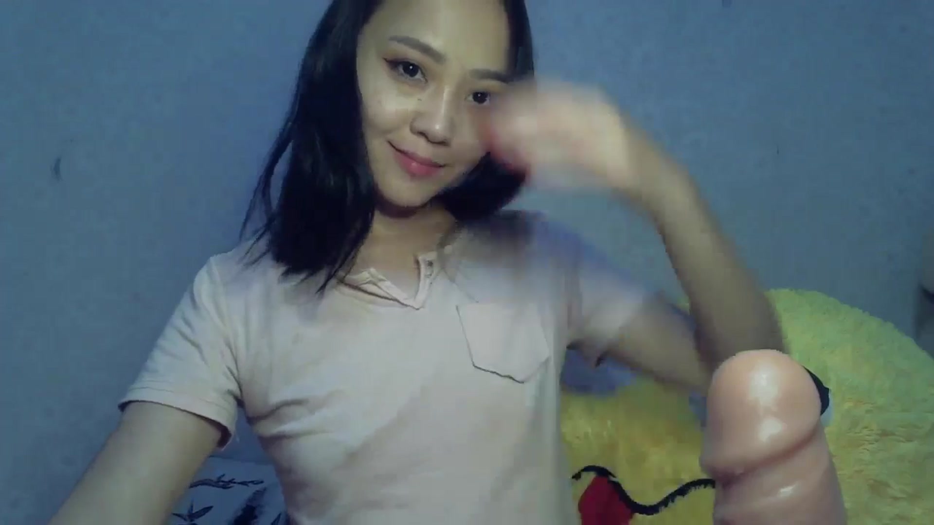 Gallery image thumbnail from Cute_TinyAni's myfreecams stream on, 10/21/2024, 22:21 image 6 of 20