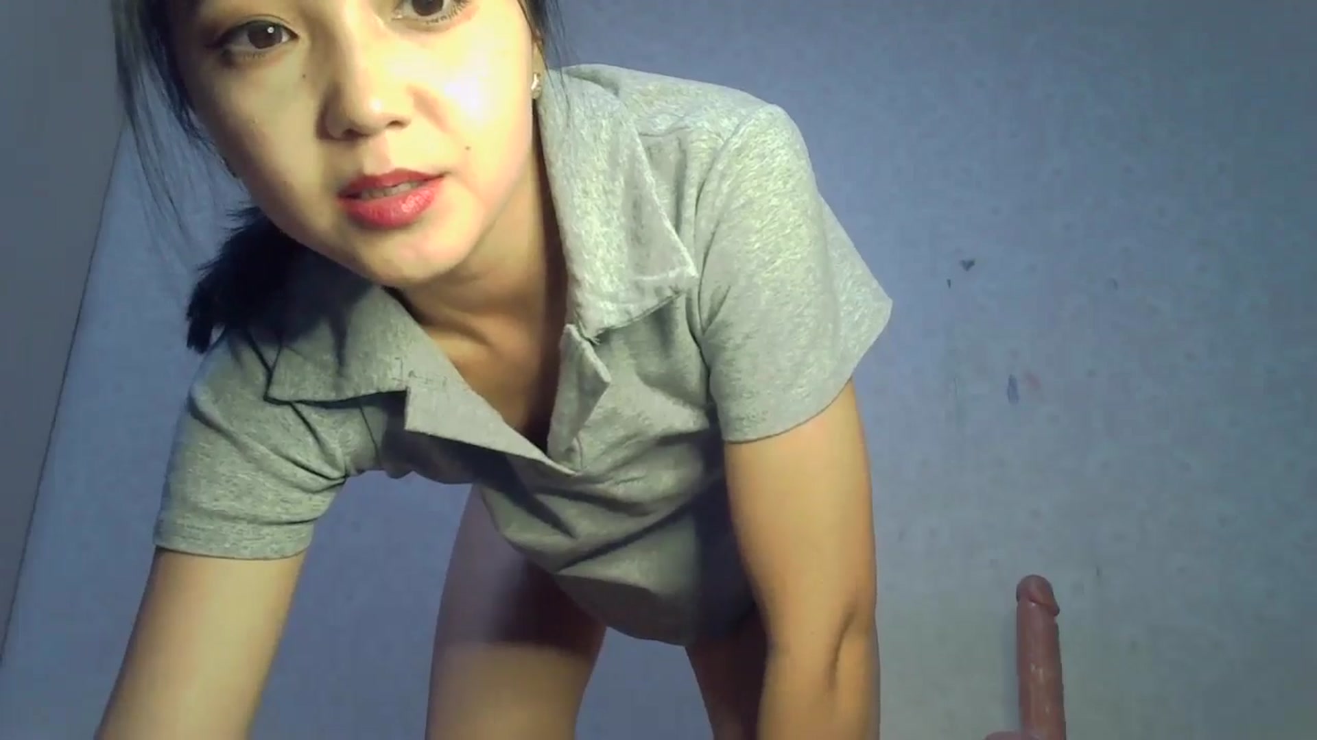 Gallery image thumbnail from Cute_TinyAni's myfreecams stream on, 10/22/2024, 19:19 image 18 of 20