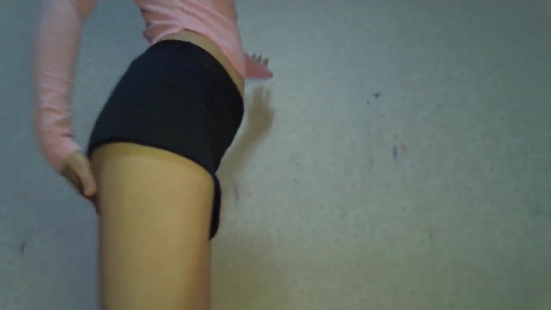 Gallery image thumbnail from Cute_TinyAni's myfreecams stream on, 11/26/2024, 12:50 image 8 of 20