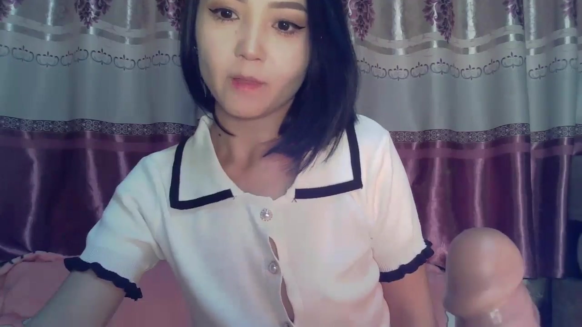 Gallery image thumbnail from Cute_TinyAni's myfreecams stream on, 12/28/2024, 18:30 image 8 of 20