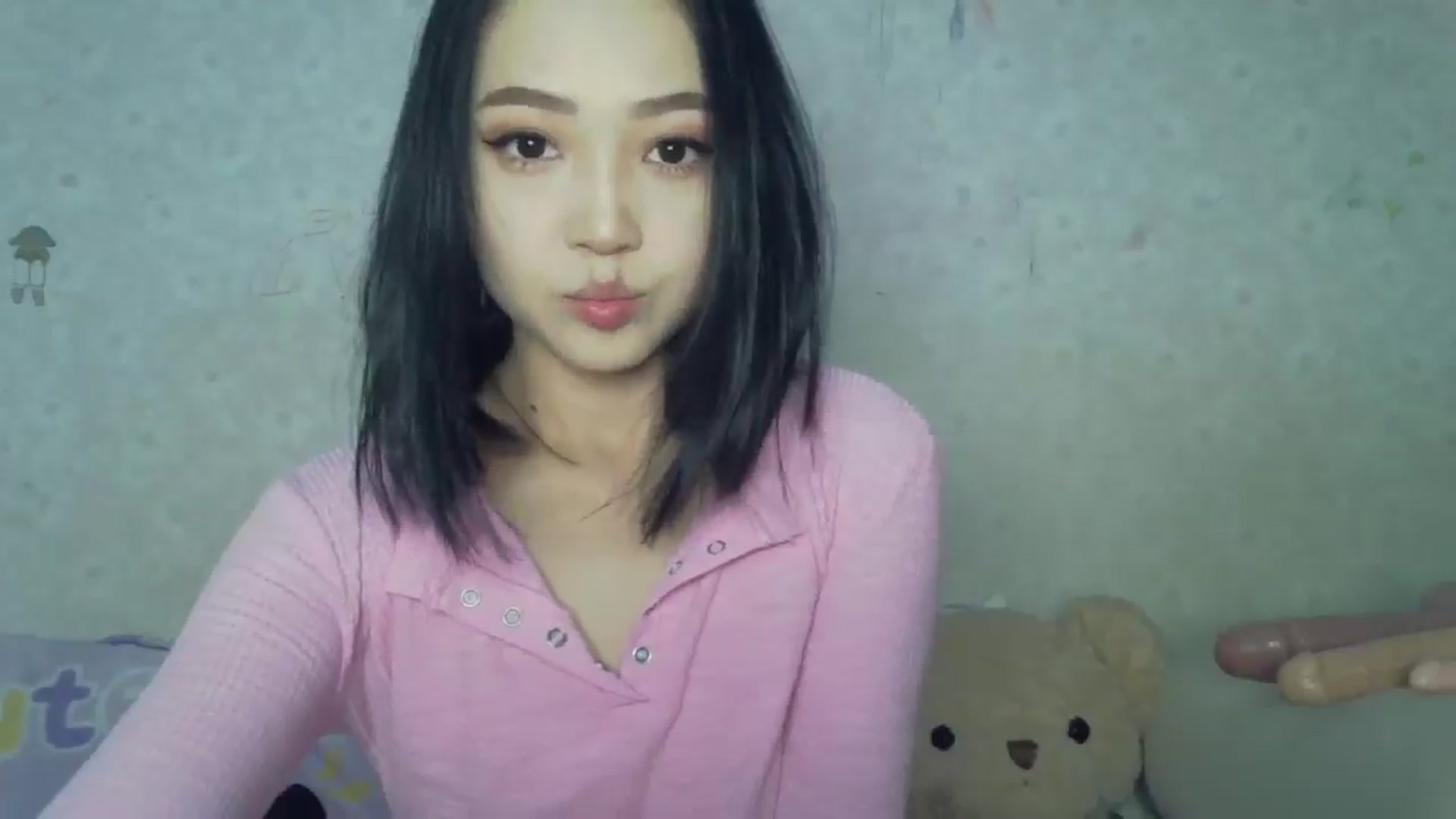 Gallery image thumbnail from Cute_TinyAni's myfreecams stream on, 02/02/2025, 14:56 image 2 of 20