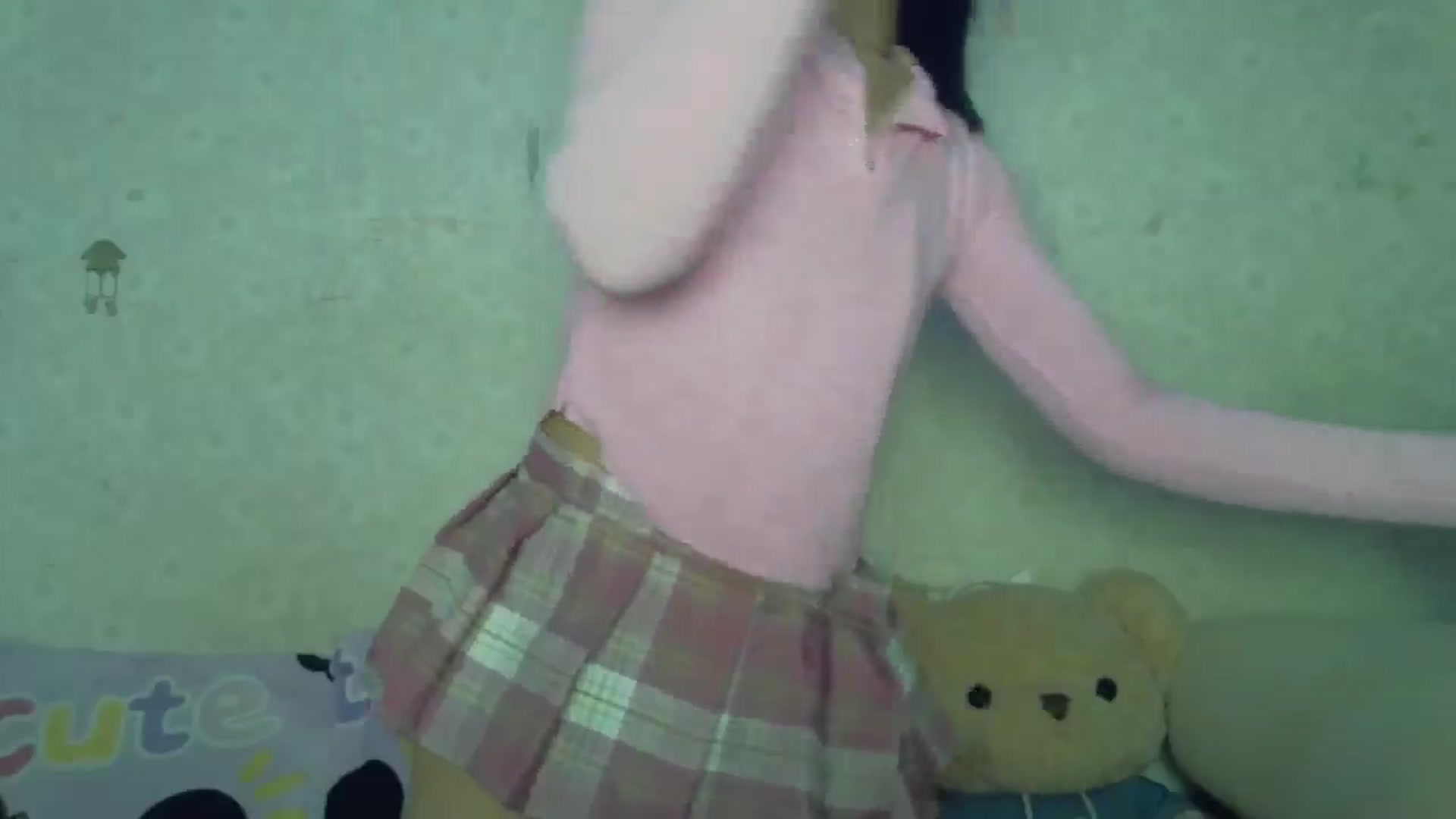 Gallery image thumbnail from Cute_TinyAni's myfreecams stream on, 02/02/2025, 17:02 image 17 of 20