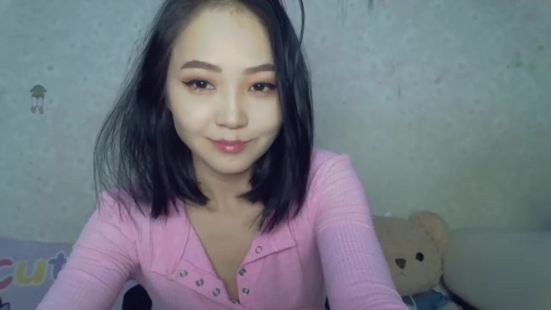 Gallery image thumbnail from Cute_TinyAni's myfreecams stream on, 02/02/2025, 17:02 image 13 of 20