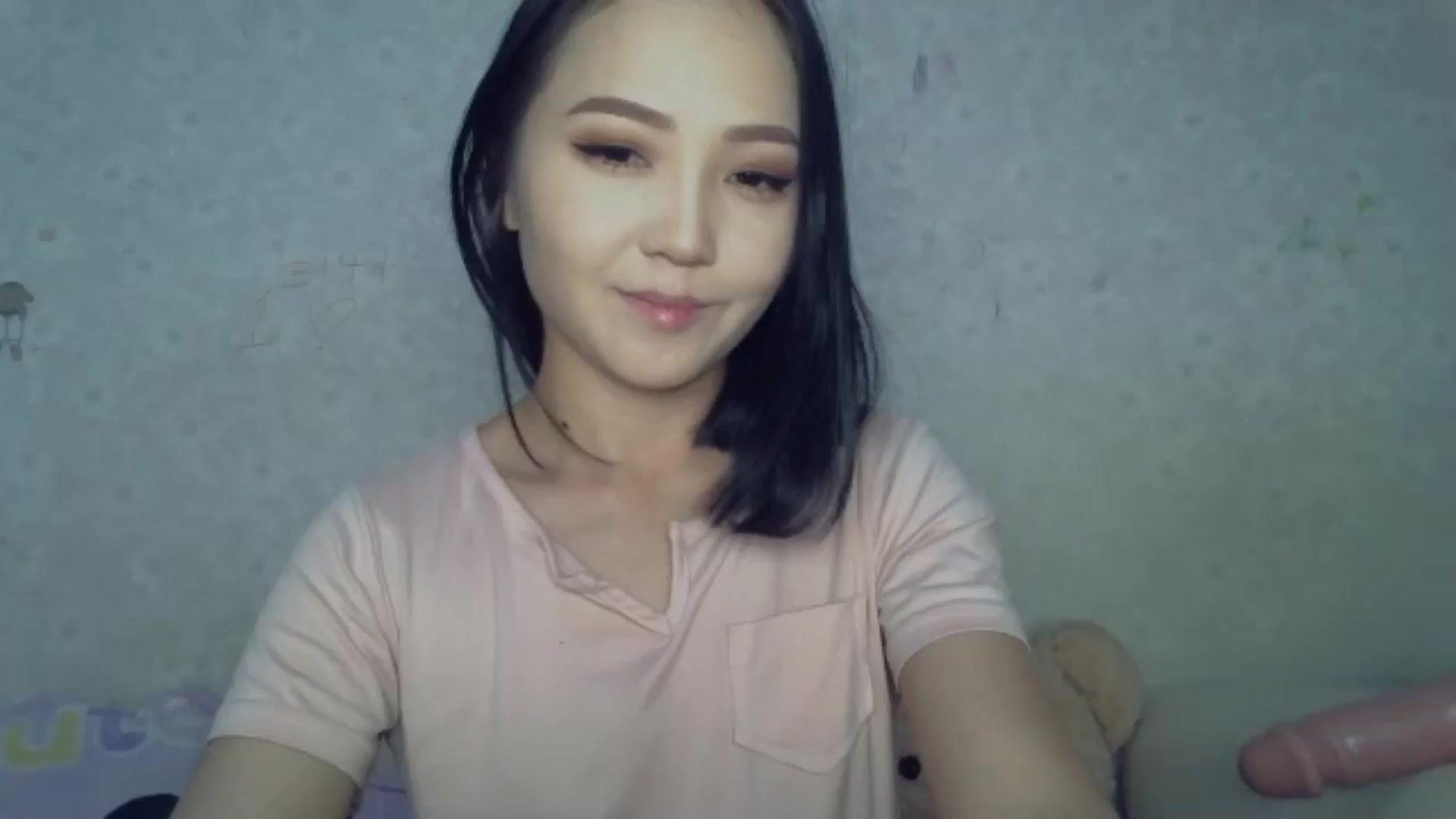 Gallery image thumbnail from Cute_TinyAni's myfreecams stream on, 02/04/2025, 19:45 image 18 of 20