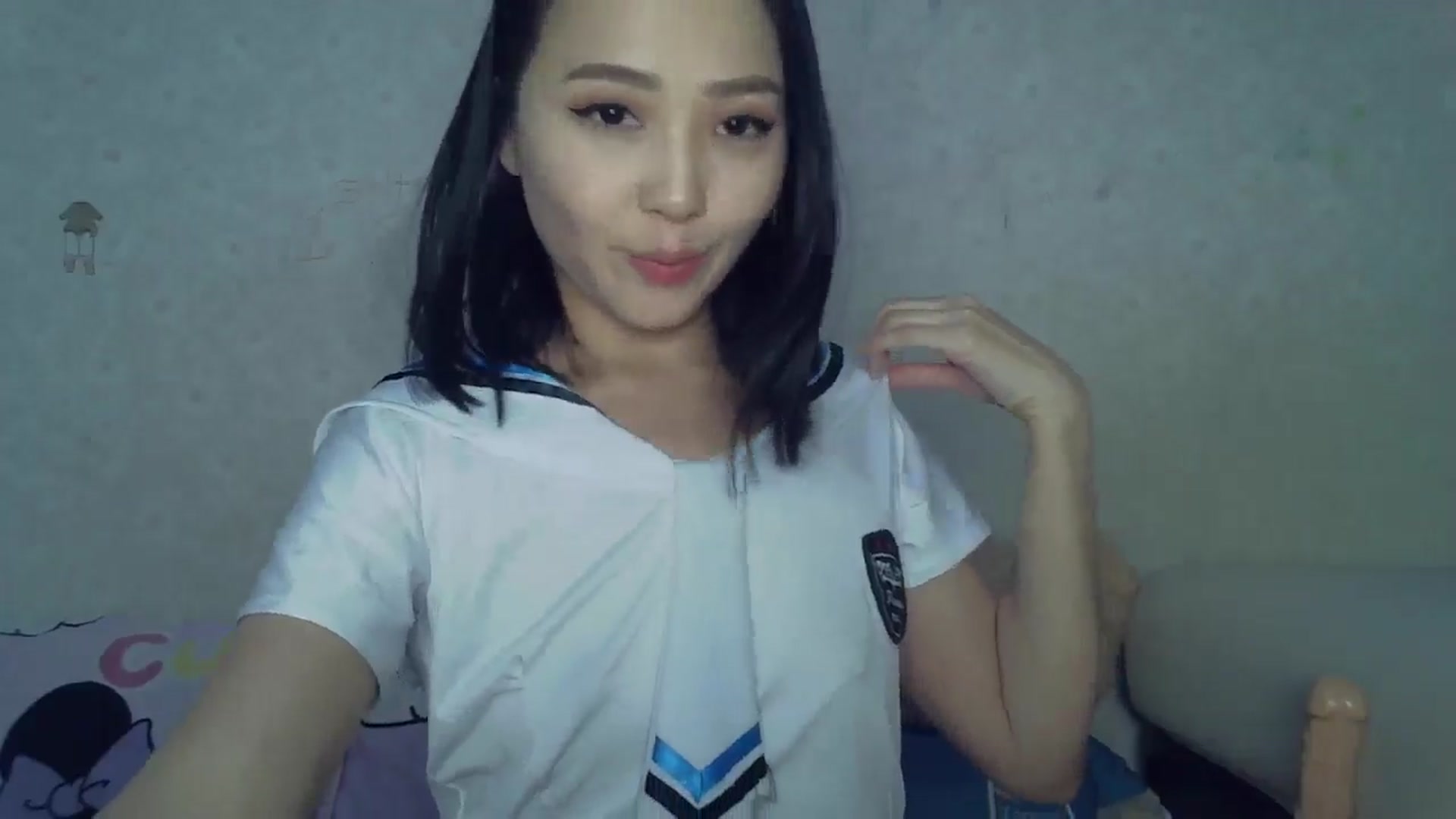 Gallery image thumbnail from Cute_TinyAni's myfreecams stream on, 02/08/2025, 23:04 image 11 of 20