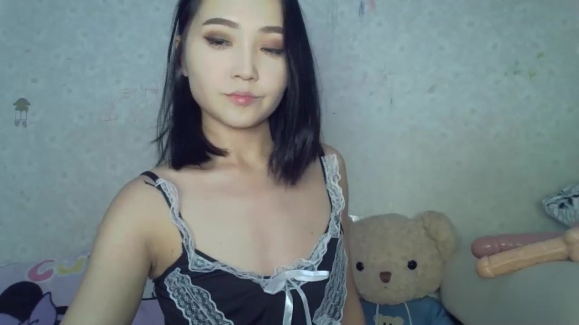 Gallery image thumbnail from Cute_TinyAni's myfreecams stream on, 02/13/2025, 19:16 image 18 of 20