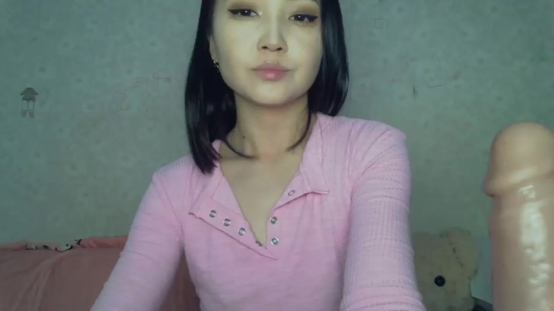 Gallery image thumbnail from Cute_TinyAni's myfreecams stream on, 03/30/2025, 13:46 image 14 of 20