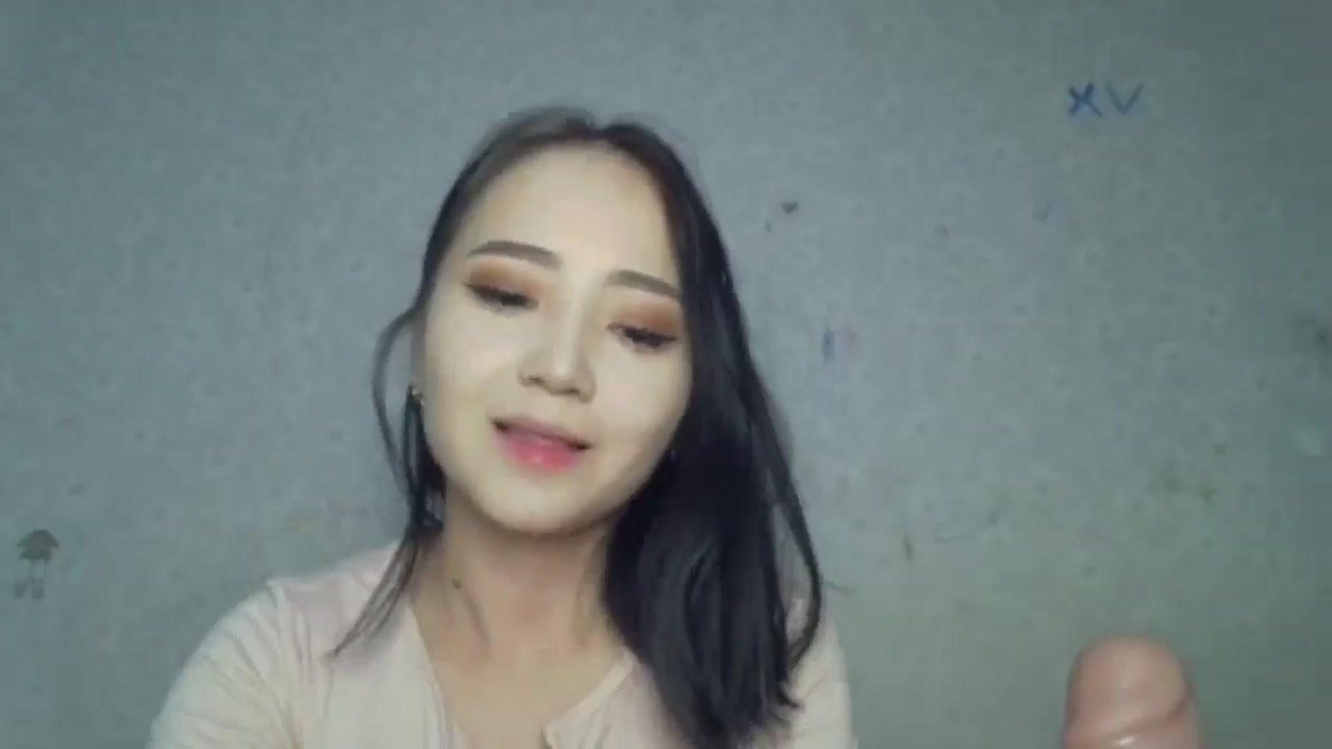 Gallery image thumbnail from Cute_TinyAni's myfreecams stream on, 03/31/2025, 19:37 image 12 of 20