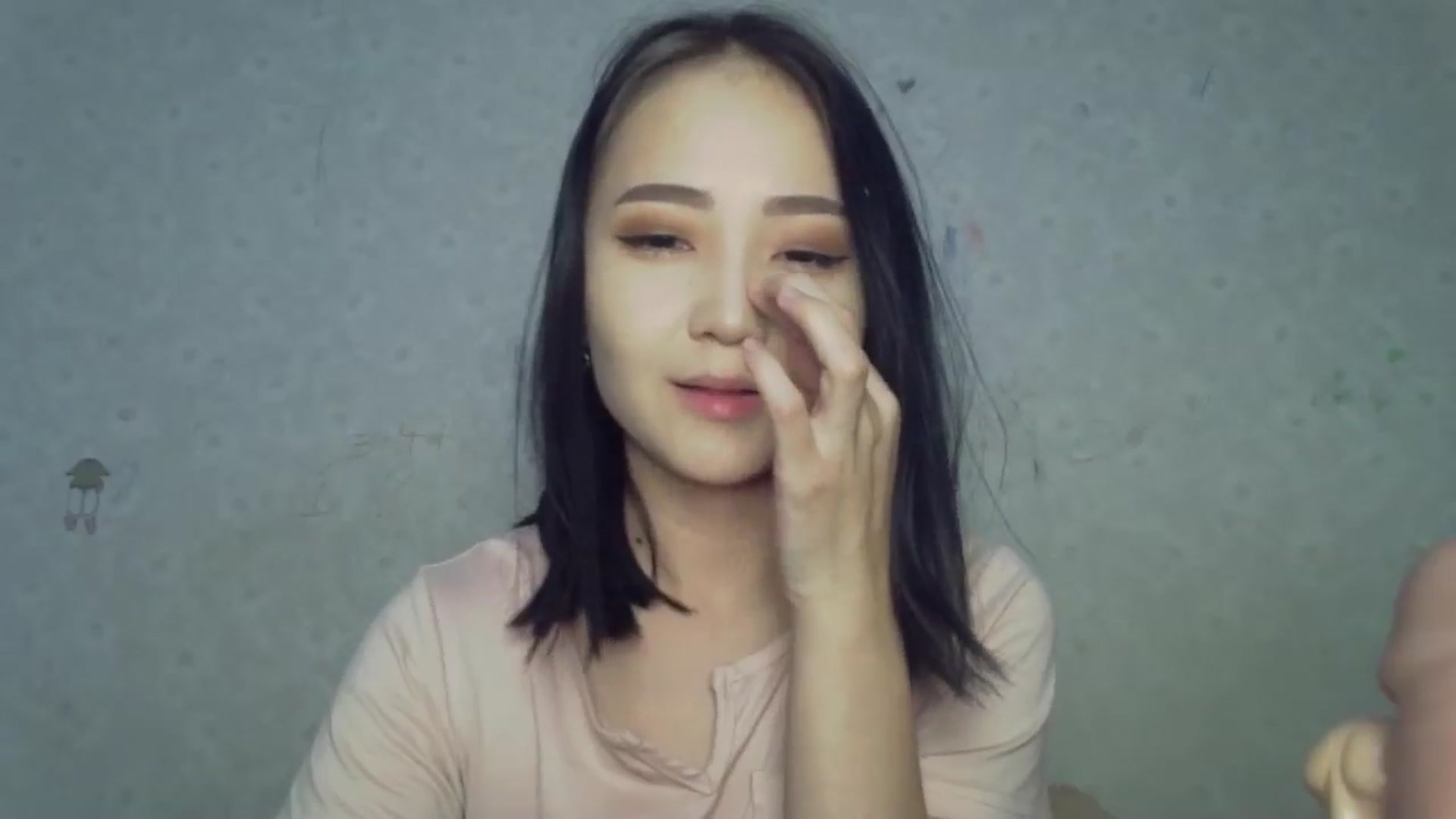 Gallery image thumbnail from Cute_TinyAni's myfreecams stream on, 03/31/2025, 20:00 image 18 of 20
