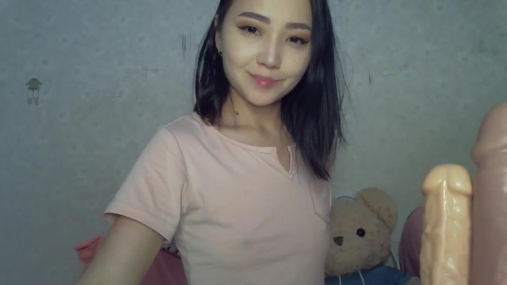 Gallery image thumbnail from Cute_TinyAni's myfreecams stream on, 03/31/2025, 20:00 image 9 of 20