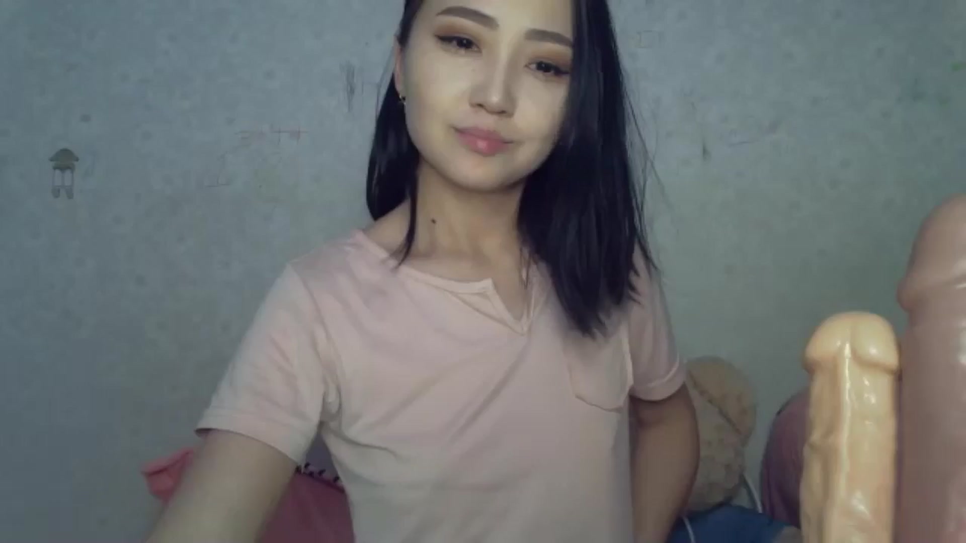 Gallery image thumbnail from Cute_TinyAni's myfreecams stream on, 03/31/2025, 20:00 image 11 of 20