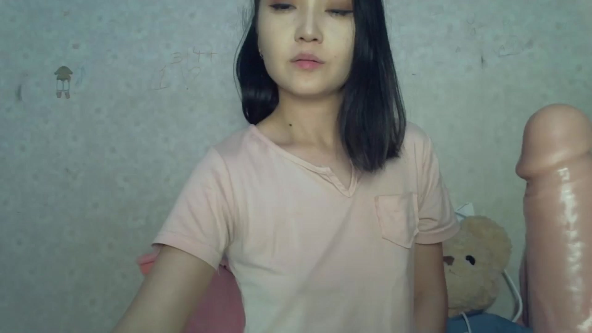 Gallery image thumbnail from Cute_TinyAni's myfreecams stream on, 03/31/2025, 21:03 image 1 of 20
