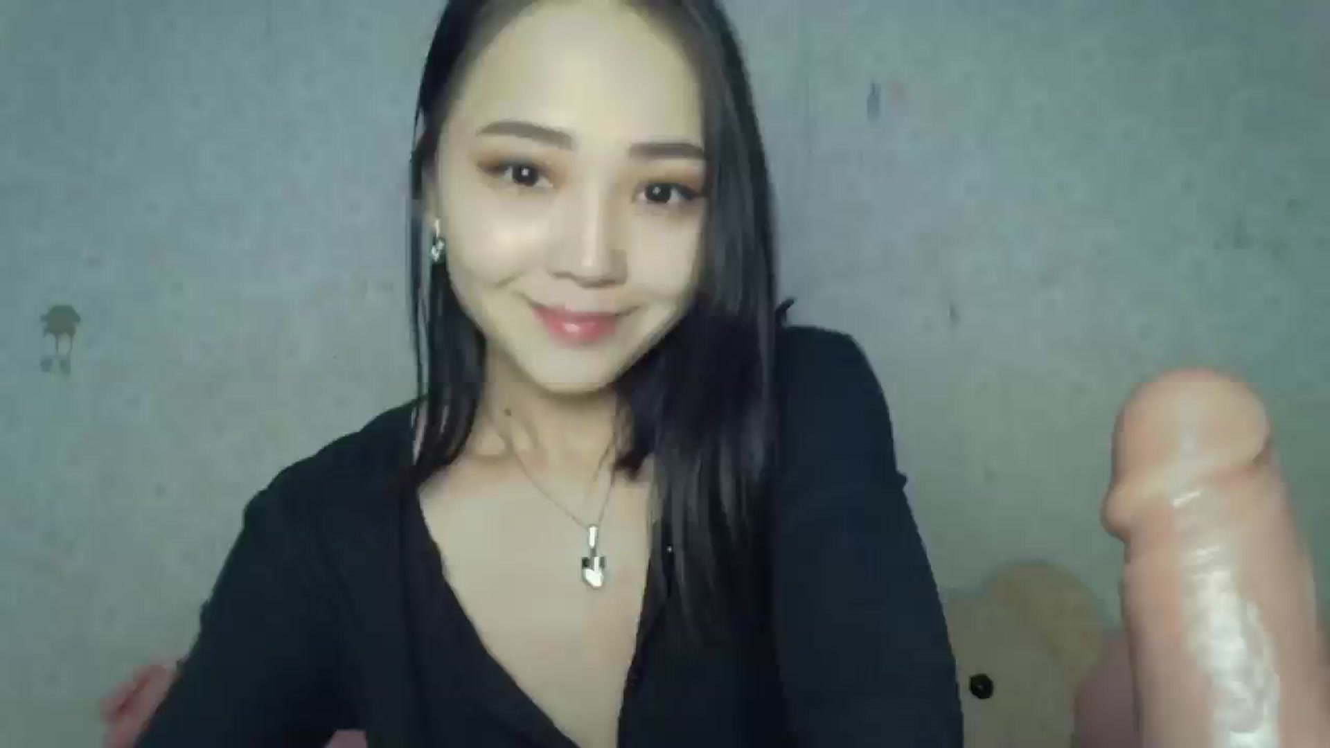 Gallery image thumbnail from Cute_TinyAni's myfreecams stream on, 04/01/2025, 12:41 image 19 of 20
