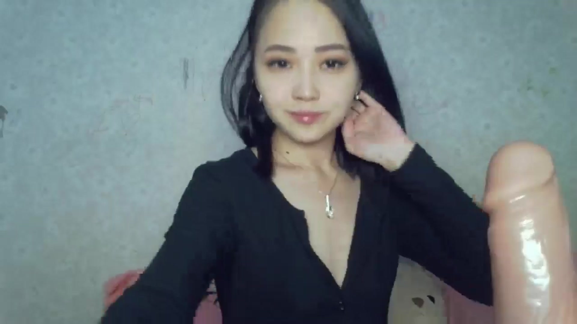 Gallery image thumbnail from Cute_TinyAni's myfreecams stream on, 04/01/2025, 15:15 image 6 of 20