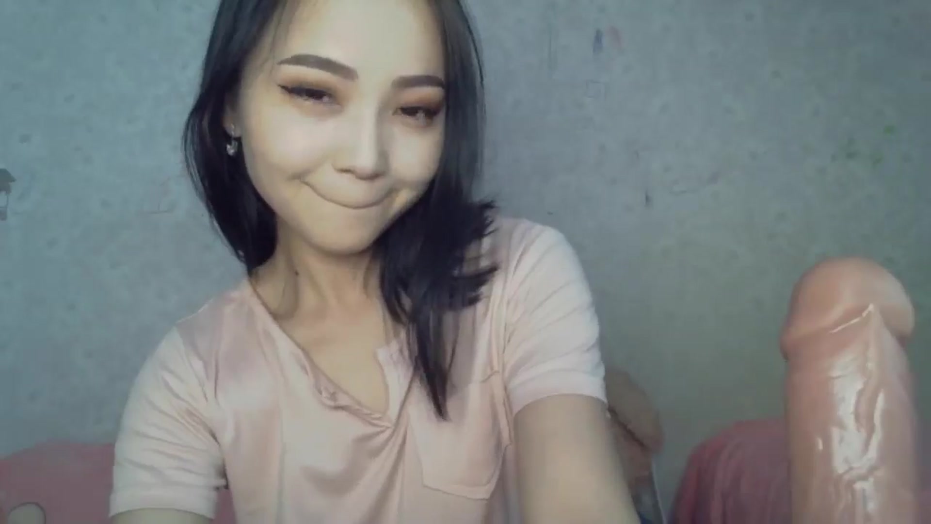 Gallery image thumbnail from Cute_TinyAni's myfreecams stream on, 04/02/2025, 08:05 image 7 of 20