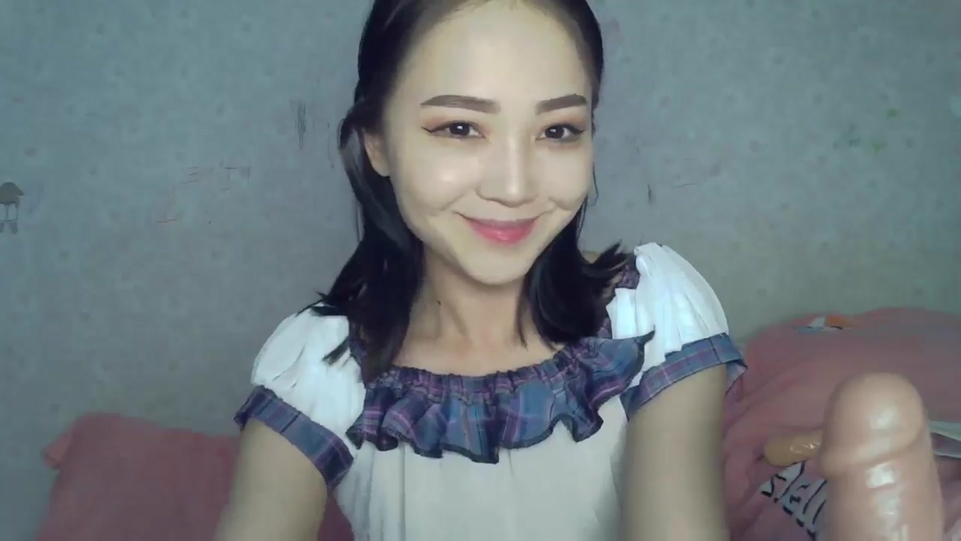 Gallery image thumbnail from Cute_TinyAni's myfreecams stream on, 04/05/2025, 15:40 image 12 of 20