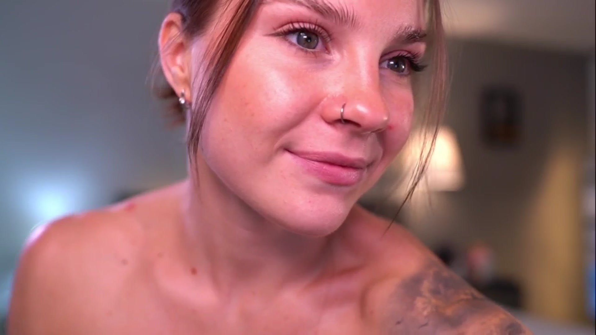 Gallery image thumbnail from Cute__foxy's myfreecams stream on, 10/05/2024, 16:54 image 12 of 20