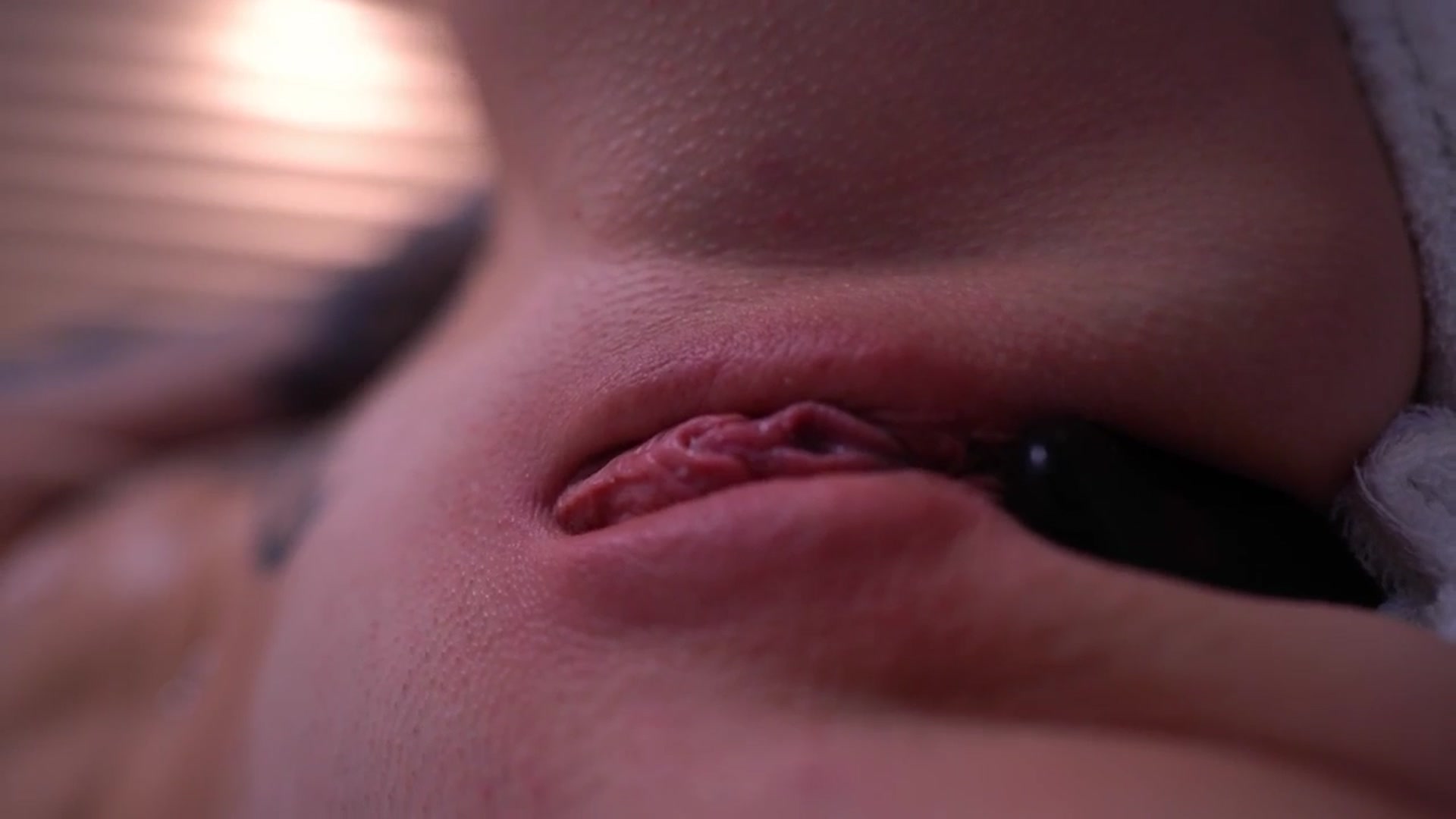 Gallery image thumbnail from Cute__foxy's myfreecams stream on, 05/01/2025, 16:28 image 20 of 20