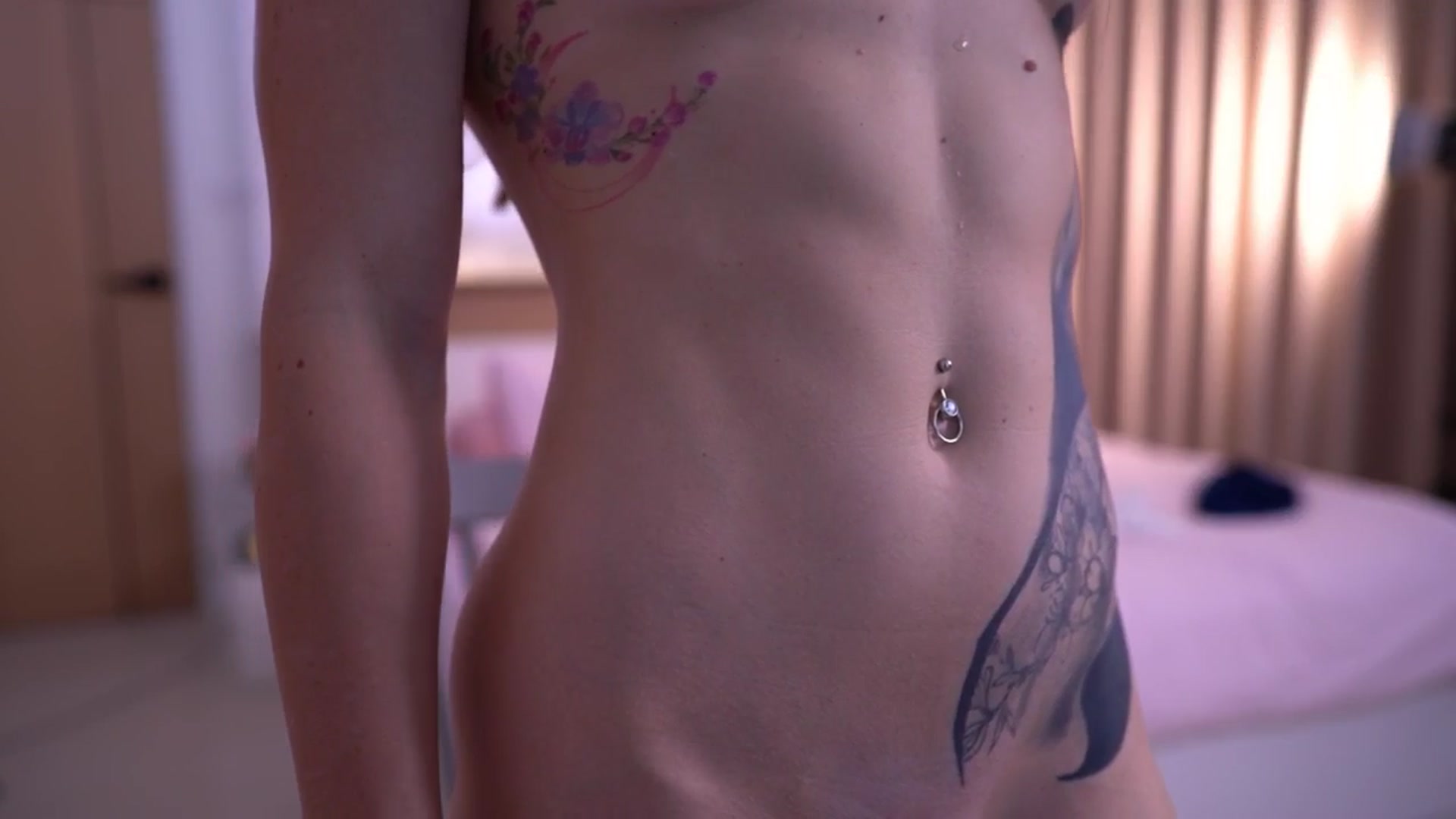 Gallery image thumbnail from Cute__foxy's myfreecams stream on, 06/07/2025, 16:52 image 14 of 20